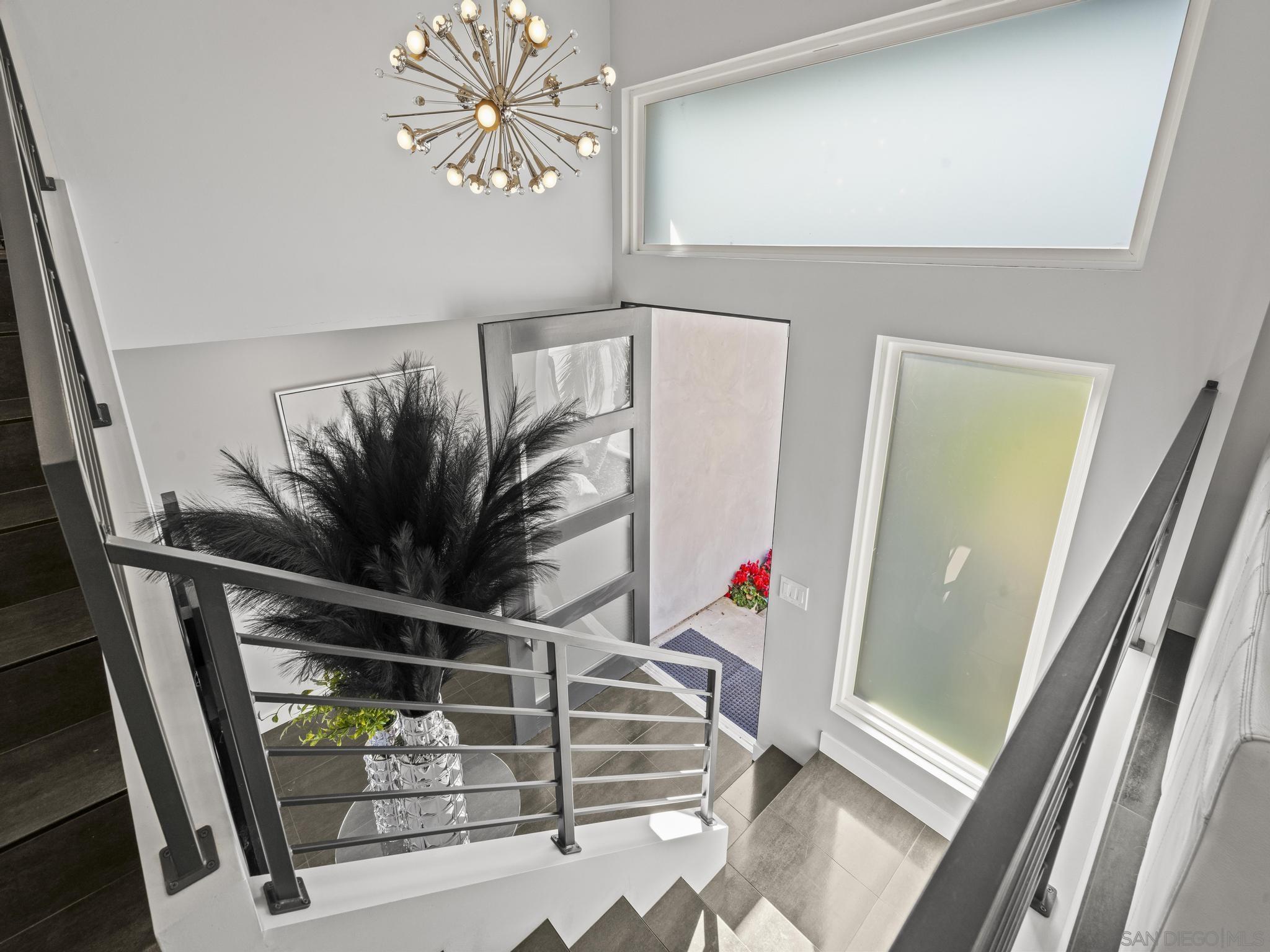 Detail Gallery Image 6 of 57 For 12815  Iola Way, Poway,  CA 92064 - 5 Beds | 3/1 Baths