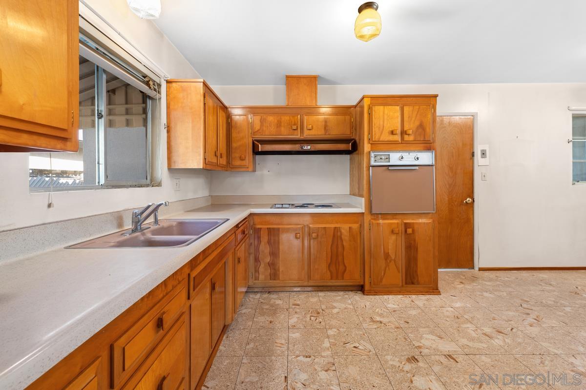 Detail Gallery Image 12 of 27 For 1119  Buckskin Rd, El Cajon,  CA 92019 - 3 Beds | 2 Baths