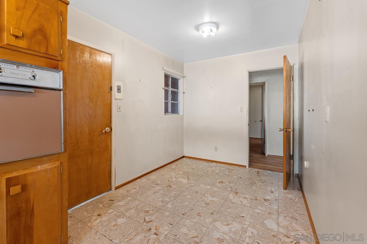 Detail Gallery Image 14 of 27 For 1119  Buckskin Rd, El Cajon,  CA 92019 - 3 Beds | 2 Baths