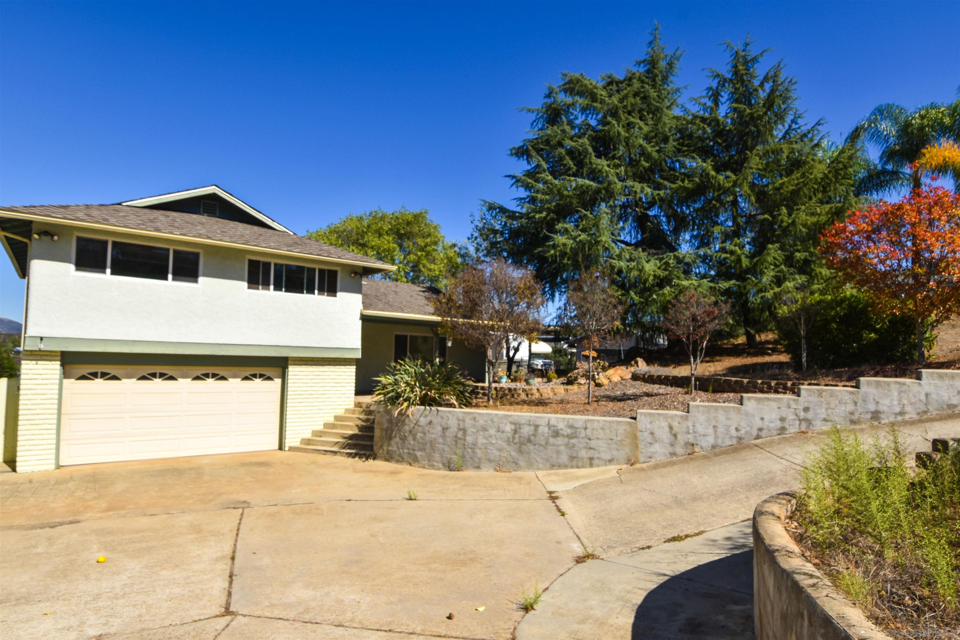 Front Image Thumbnail for SD250045132