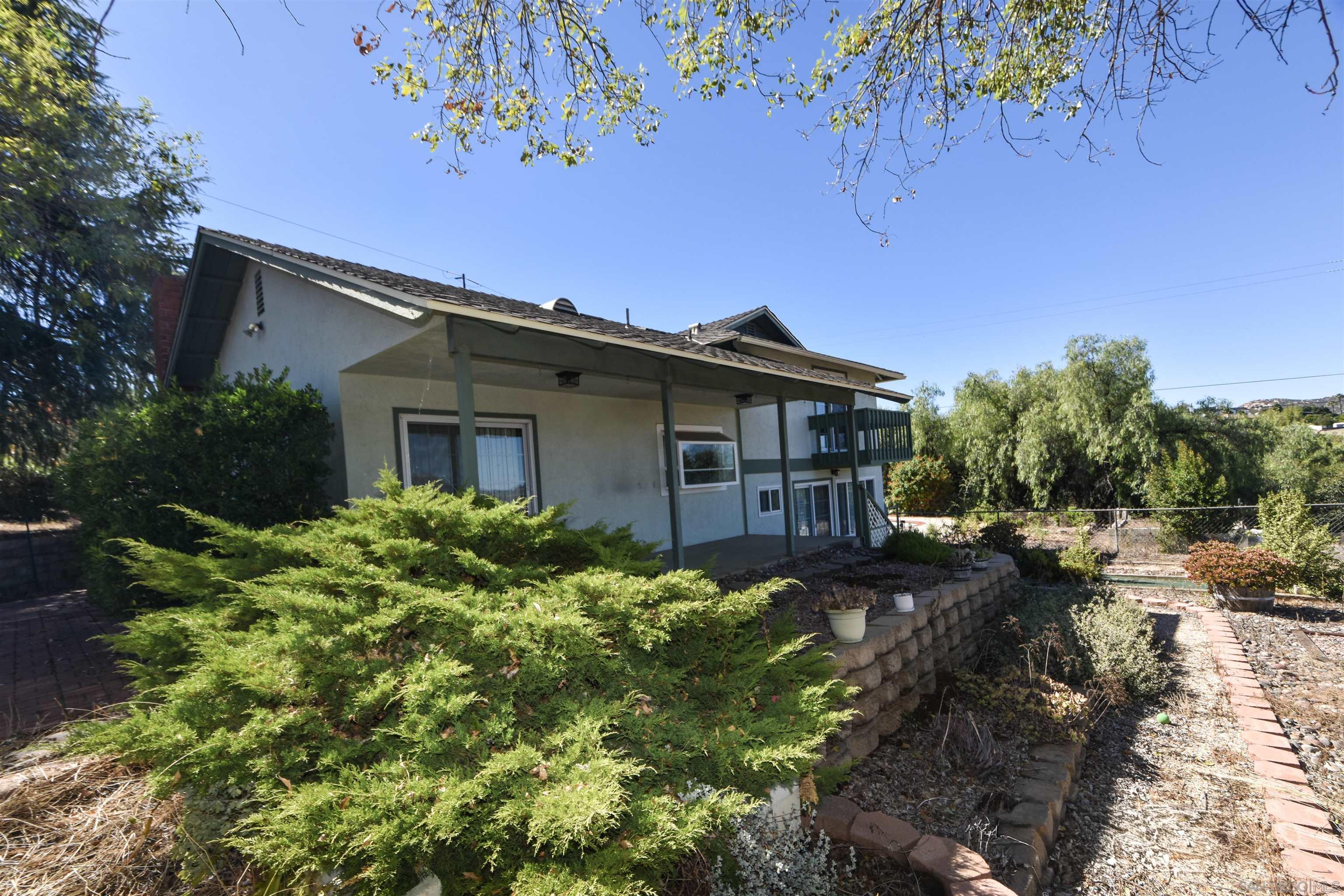 Detail Gallery Image 13 of 16 For 914 S Grade Rd, Alpine,  CA 91901 - 4 Beds | 2/1 Baths