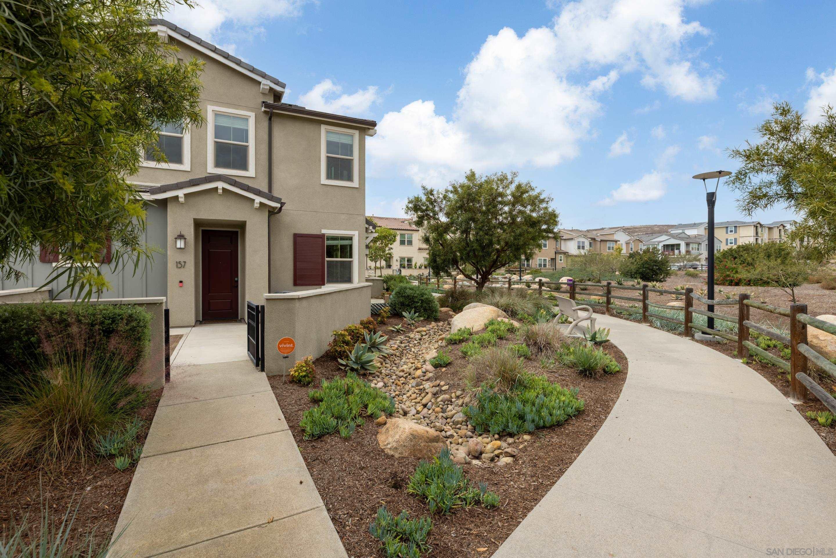 Detail Gallery Image 7 of 27 For 1257  Calle Datura  #157,  Chula Vista,  CA 91913 - 3 Beds | 2/1 Baths