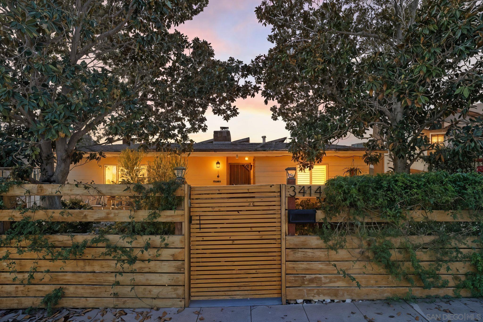 Front Image Thumbnail for SD250045137