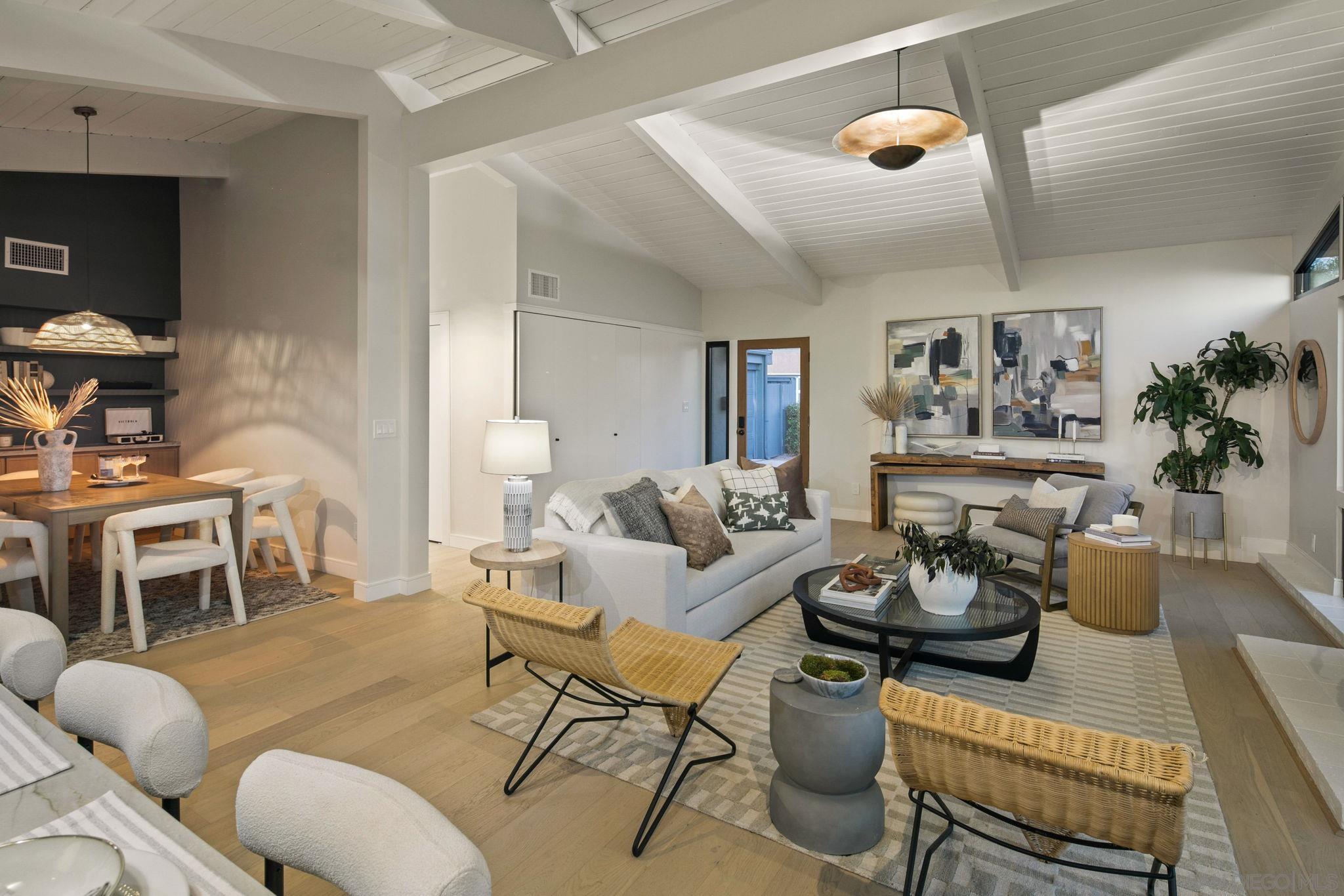 Detail Gallery Image 19 of 49 For 2526  Aster St, San Diego,  CA 92109 - 4 Beds | 2 Baths