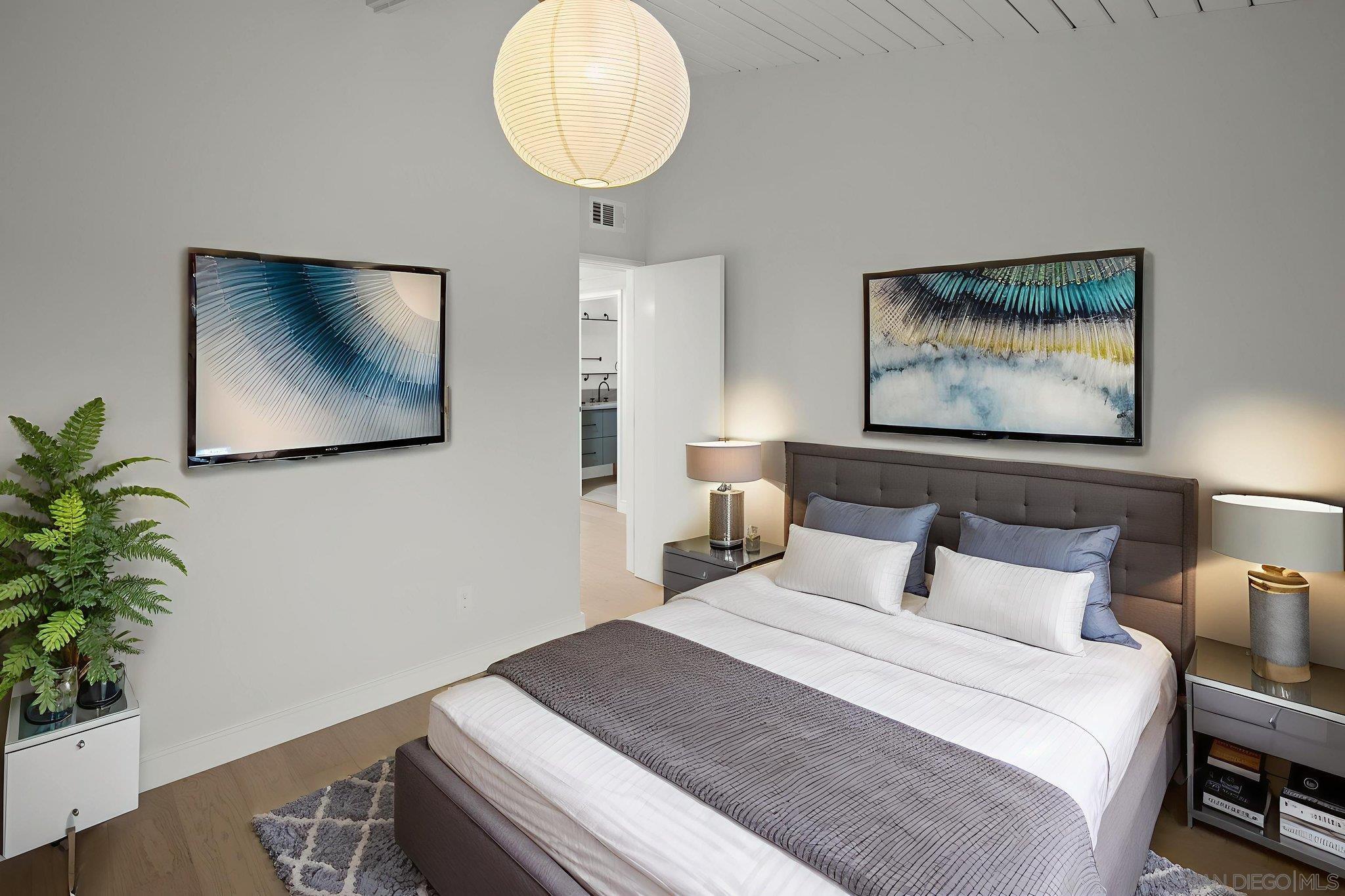 Detail Gallery Image 38 of 49 For 2526  Aster St, San Diego,  CA 92109 - 4 Beds | 2 Baths