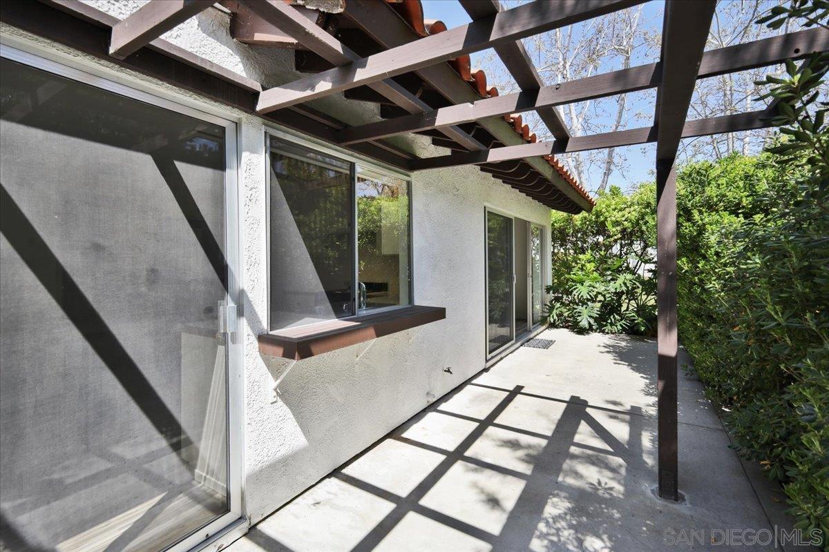 Detail Gallery Image 15 of 29 For 12780  Avenida La Valencia  #163,  San Diego,  CA 92128 - 2 Beds | 2 Baths