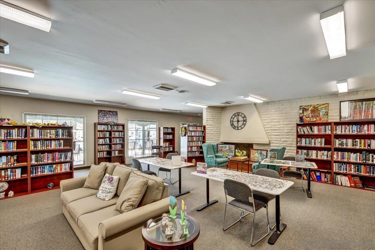 Detail Gallery Image 24 of 29 For 12780  Avenida La Valencia  #163,  San Diego,  CA 92128 - 2 Beds | 2 Baths