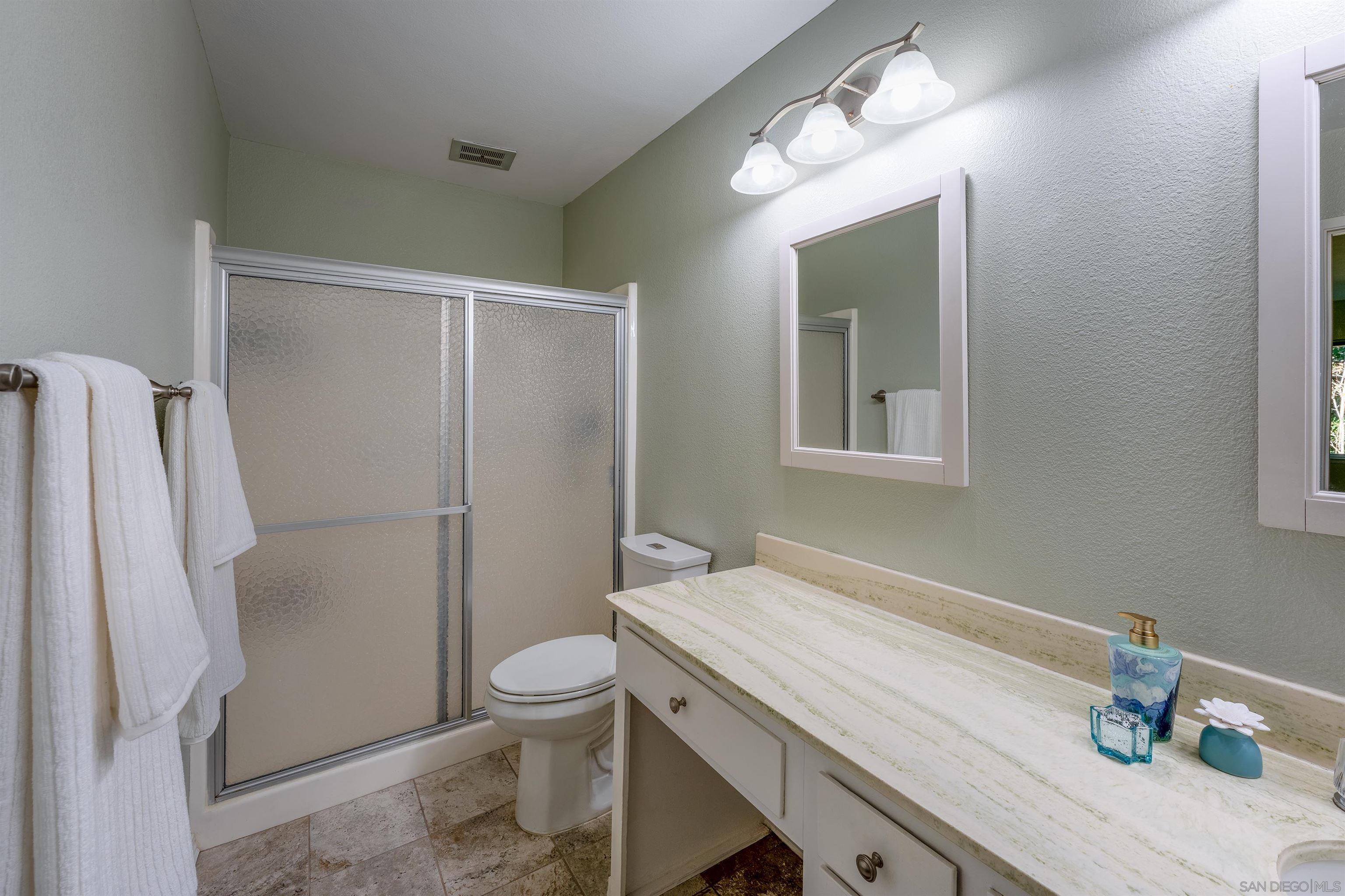 Detail Gallery Image 10 of 29 For 12780  Avenida La Valencia  #163,  San Diego,  CA 92128 - 2 Beds | 2 Baths
