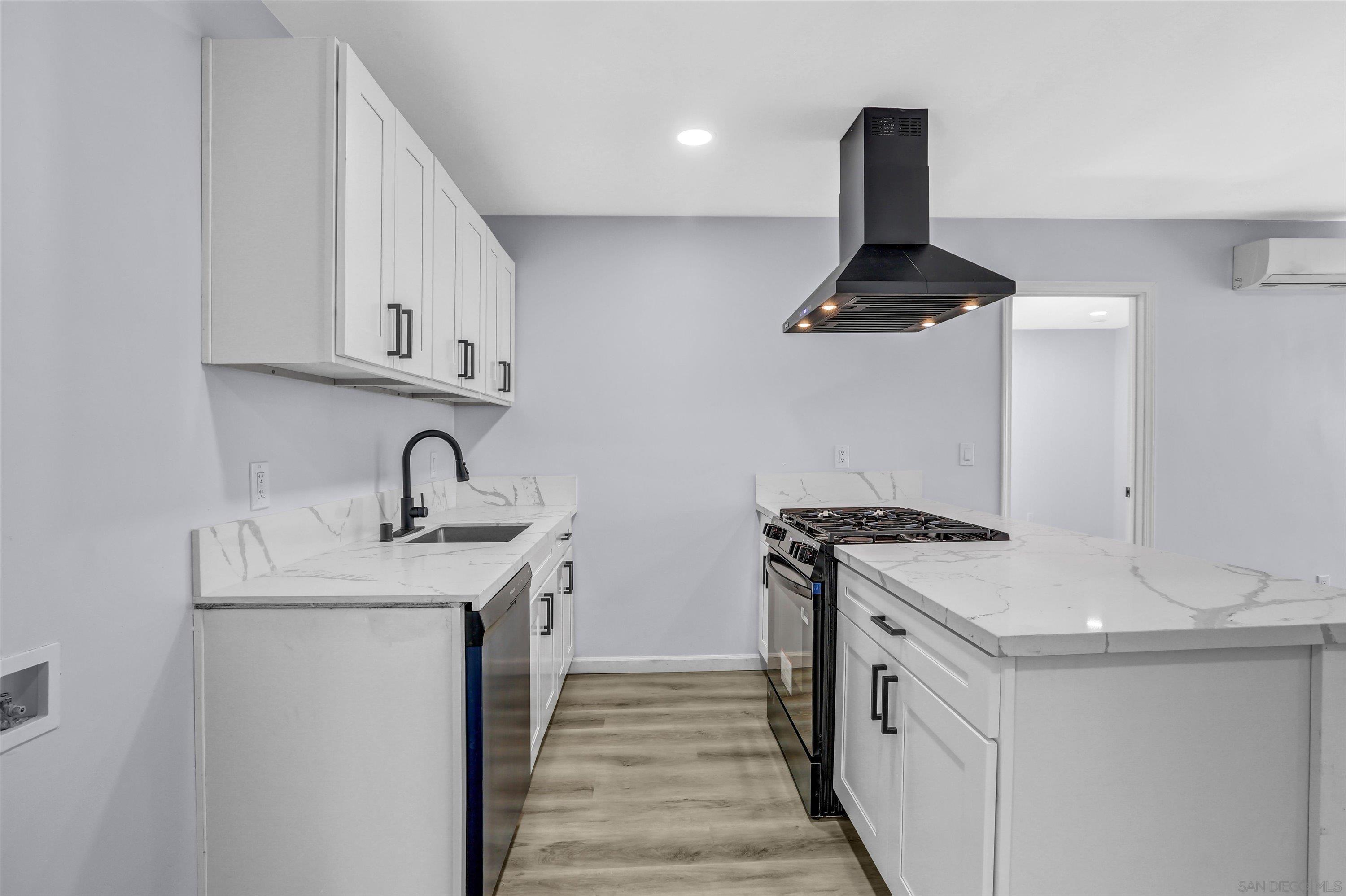 Detail Gallery Image 14 of 35 For 4541  Culbertson Ave, La Mesa,  CA 91942 - 4 Beds | 2 Baths