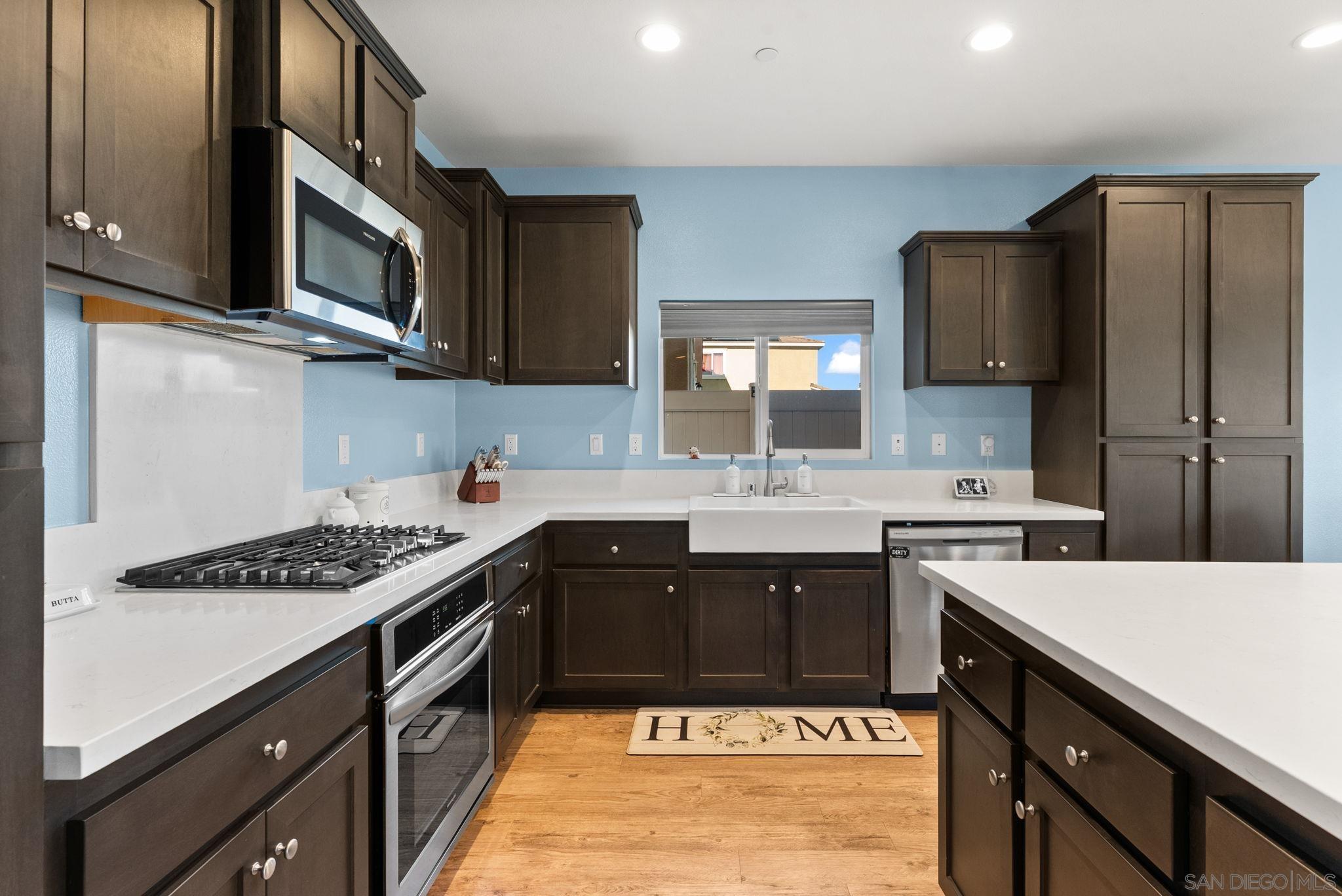 Detail Gallery Image 14 of 51 For 24306  Red Spruce Ave, Murrieta,  CA 92562 - 5 Beds | 3 Baths