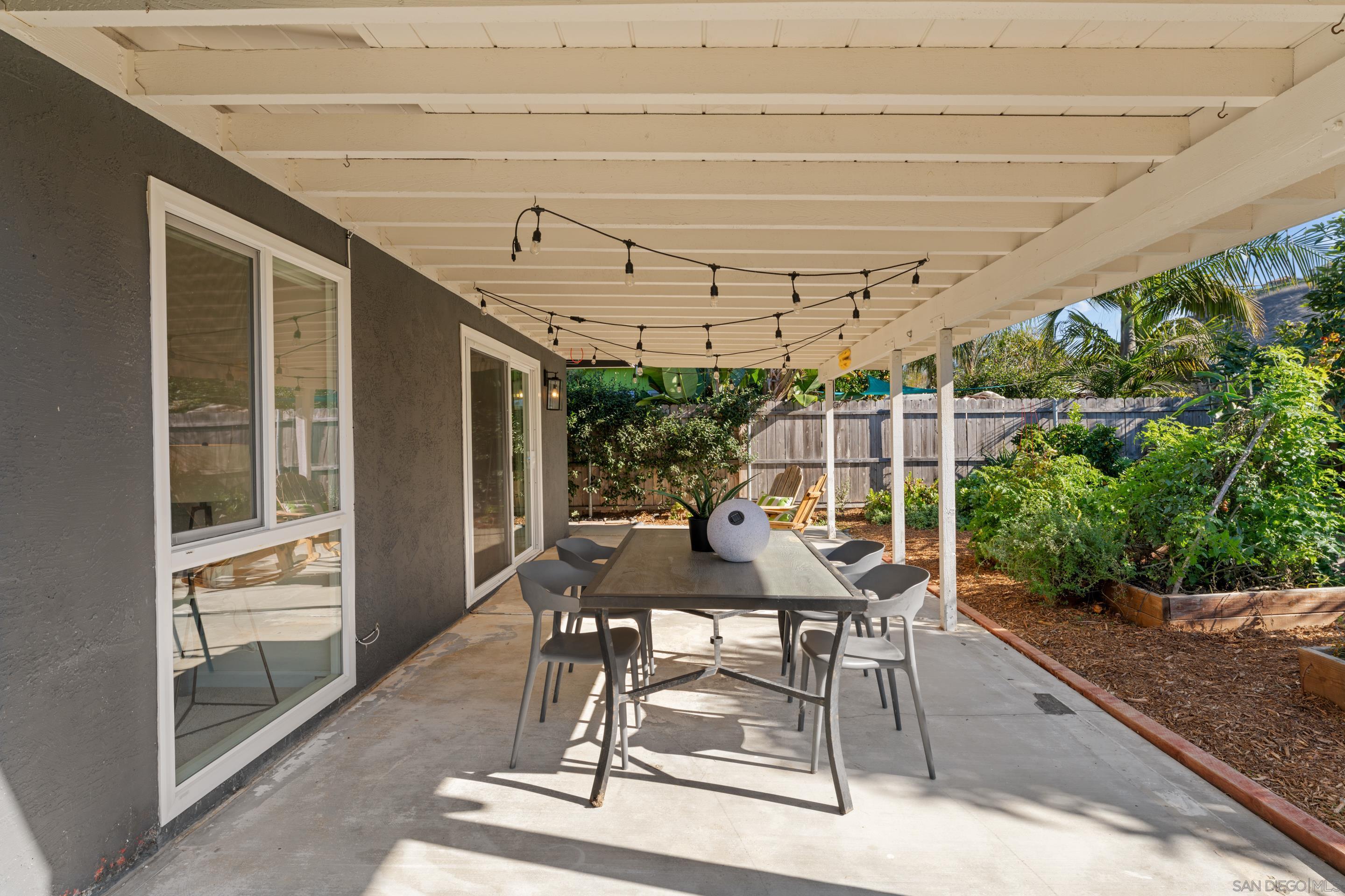 Detail Gallery Image 34 of 53 For 3339  Tropicana Dr, Oceanside,  CA 92054 - 3 Beds | 2 Baths