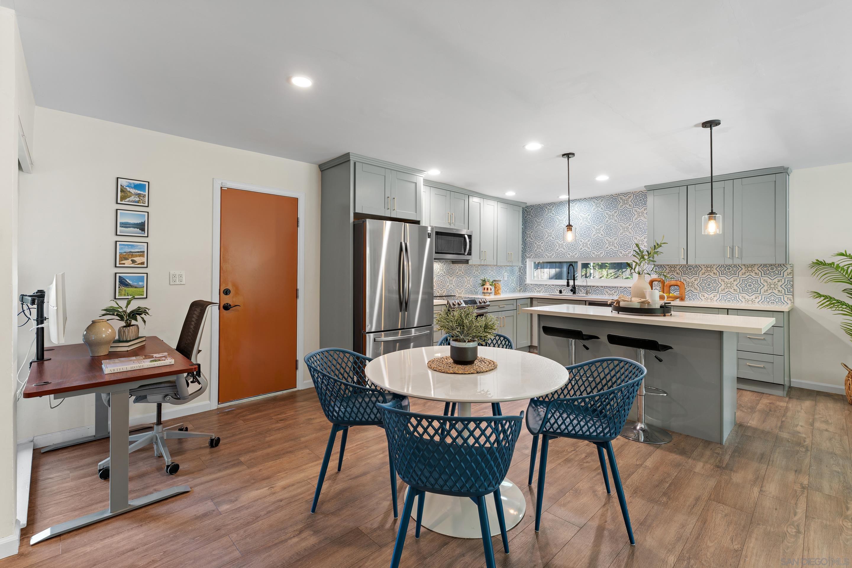 Detail Gallery Image 7 of 53 For 3339  Tropicana Dr, Oceanside,  CA 92054 - 3 Beds | 2 Baths