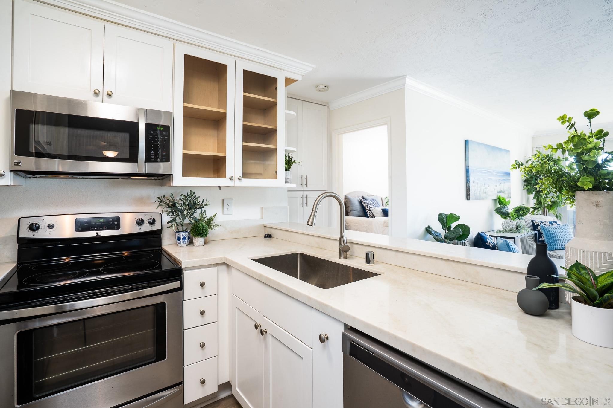 Detail Gallery Image 9 of 32 For 4060  Huerfano Ave  #UNIT 146,  San Diego,  CA 92117 - 2 Beds | 2 Baths