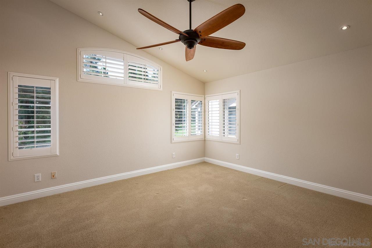 Detail Gallery Image 11 of 29 For 5251  Caminito Exquisito, San Diego,  CA 92130 - 4 Beds | 2/1 Baths