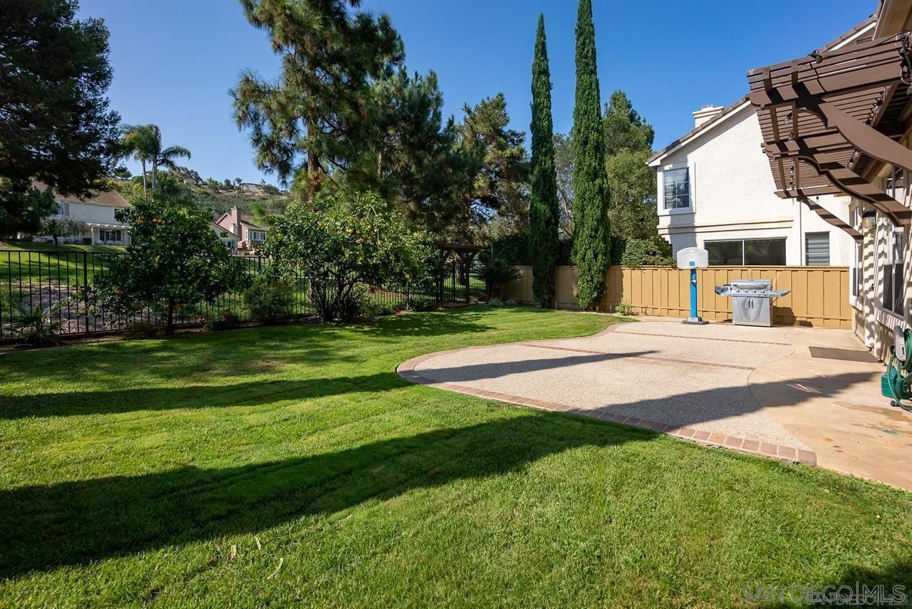 Detail Gallery Image 17 of 29 For 5251  Caminito Exquisito, San Diego,  CA 92130 - 4 Beds | 2/1 Baths