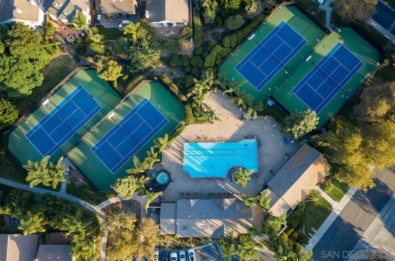 Detail Gallery Image 20 of 29 For 5251  Caminito Exquisito, San Diego,  CA 92130 - 4 Beds | 2/1 Baths