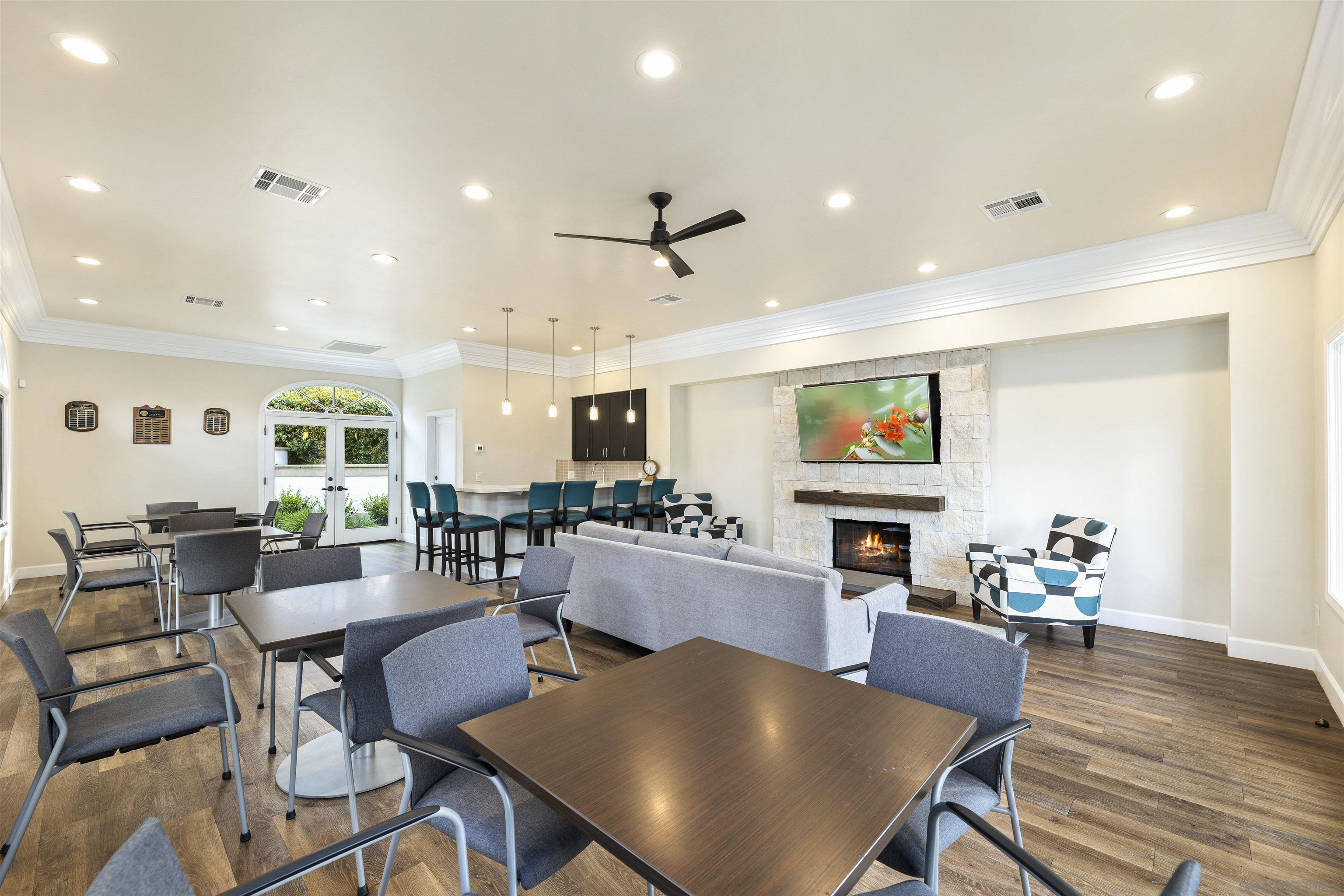 Detail Gallery Image 28 of 29 For 5251  Caminito Exquisito, San Diego,  CA 92130 - 4 Beds | 2/1 Baths