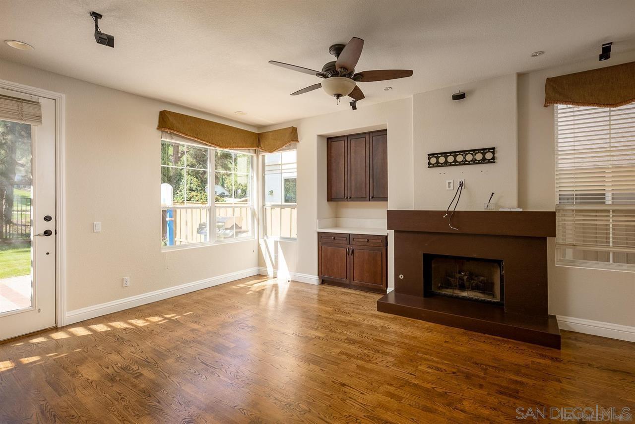 Detail Gallery Image 9 of 29 For 5251  Caminito Exquisito, San Diego,  CA 92130 - 4 Beds | 2/1 Baths