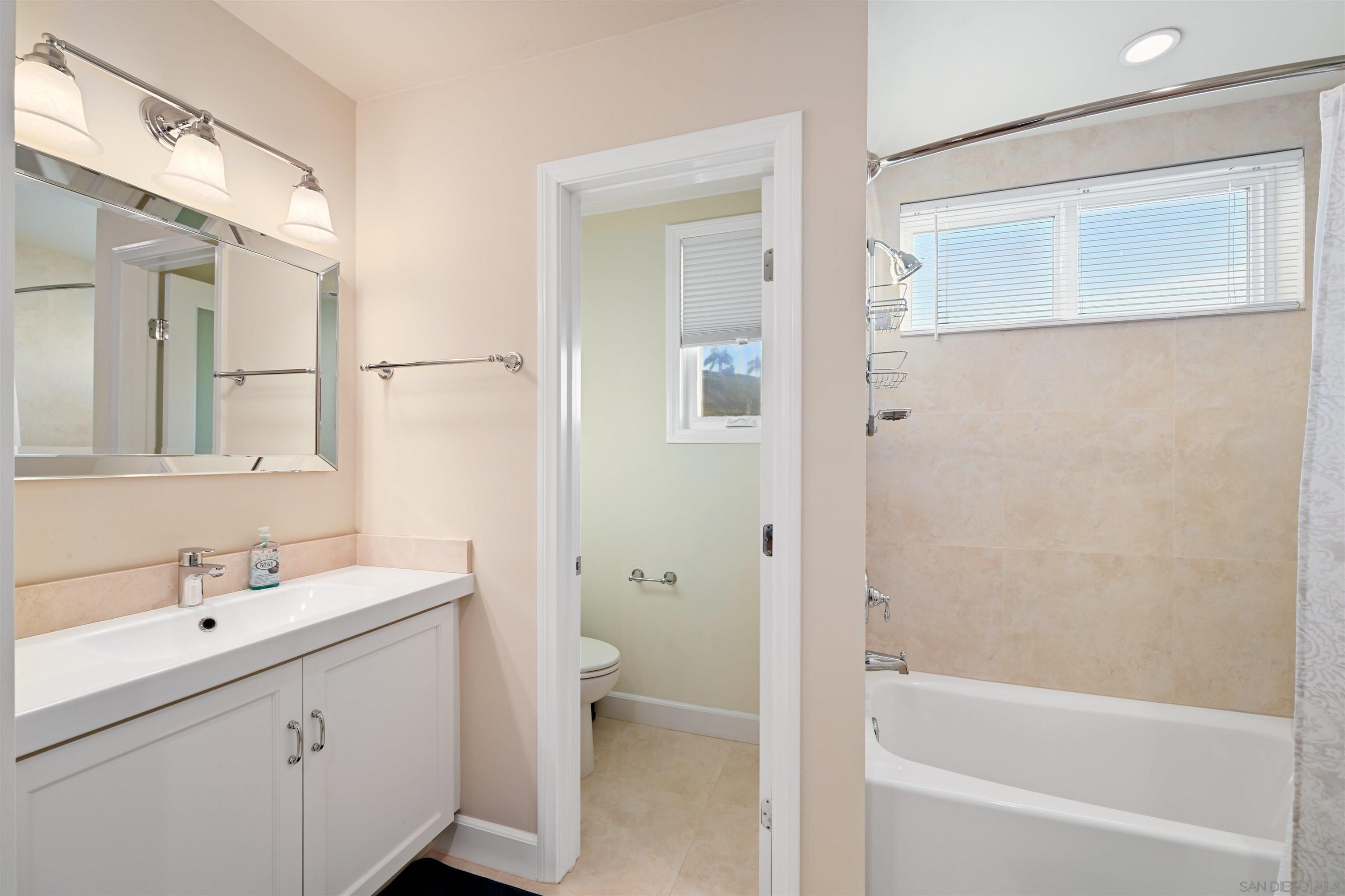 Detail Gallery Image 20 of 33 For 7953  Cinthia St, La Mesa,  CA 91941 - 4 Beds | 4 Baths