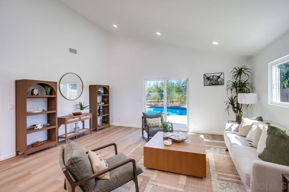 Detail Gallery Image 12 of 57 For 3109  Dye Rd, Ramona,  CA 92065 - 4 Beds | 3/1 Baths