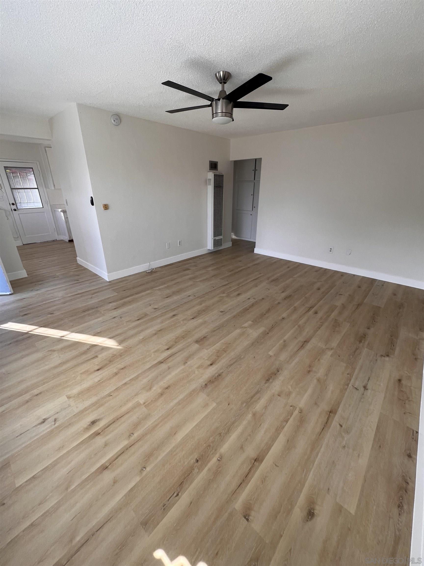 Detail Gallery Image 8 of 19 For 1120  1st Ave, Chula Vista,  CA 91911 - 2 Beds | 1 Baths