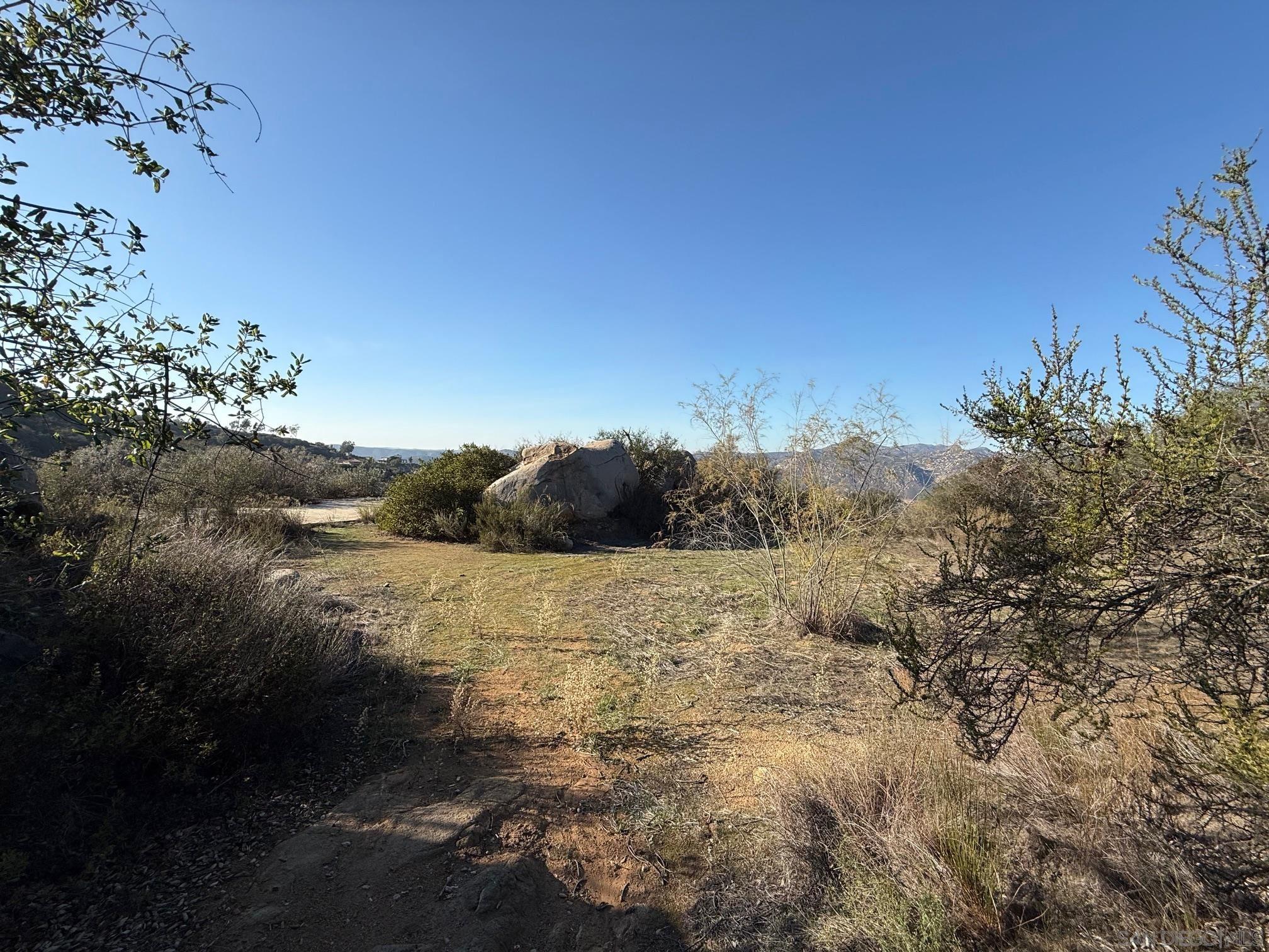 Detail Gallery Image 12 of 37 For , Lakeside,  CA 92040 - – Beds | – Baths