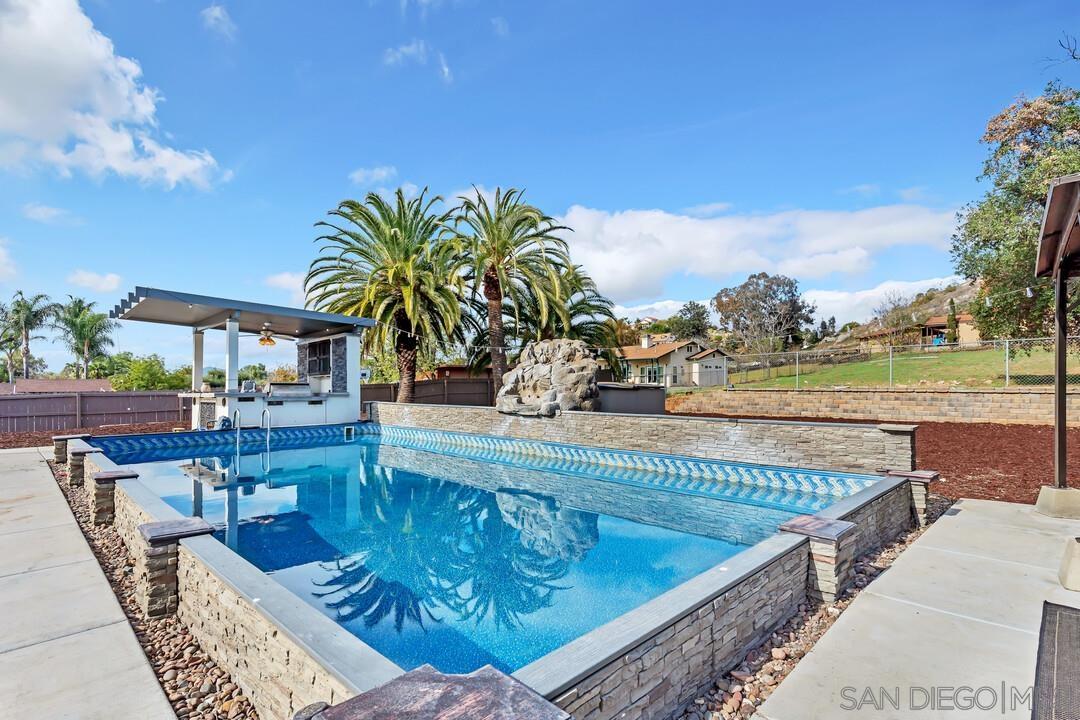 Detail Gallery Image 35 of 46 For 1772  Garrison Way, El Cajon,  CA 92019 - 5 Beds | 2/1 Baths