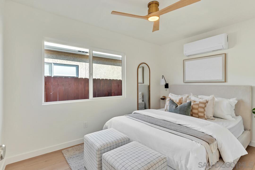 Detail Gallery Image 19 of 42 For 2275  Emerald St, San Diego,  CA 92109 - 2 Beds | 2 Baths