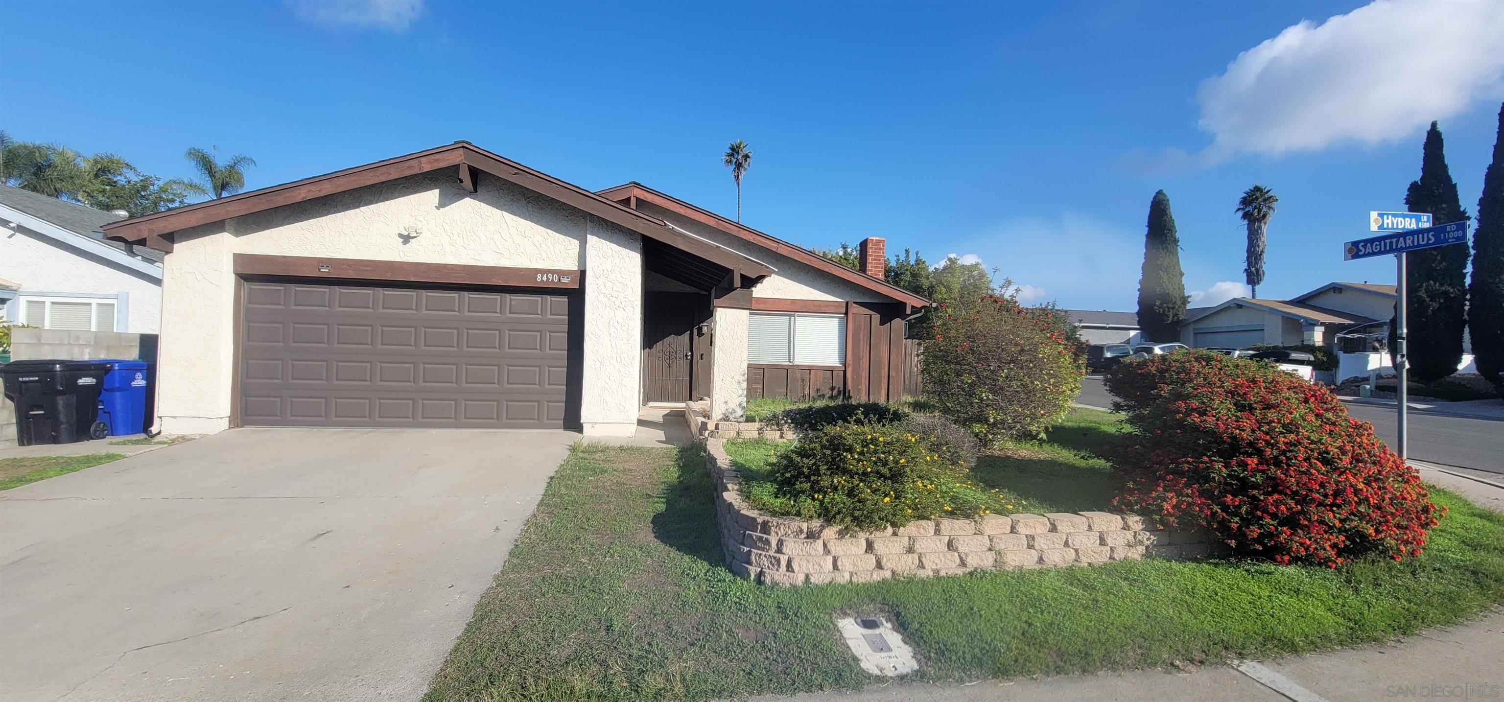 Detail Gallery Image 8 of 17 For 8490  Hydra Ln, San Diego,  CA 92126 - 3 Beds | 2 Baths