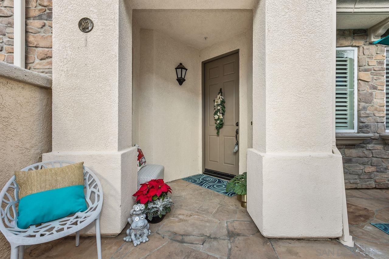 Detail Gallery Image 4 of 41 For 16913  New Rochelle Way  #83,  San Diego,  CA 92127 - 3 Beds | 2/1 Baths