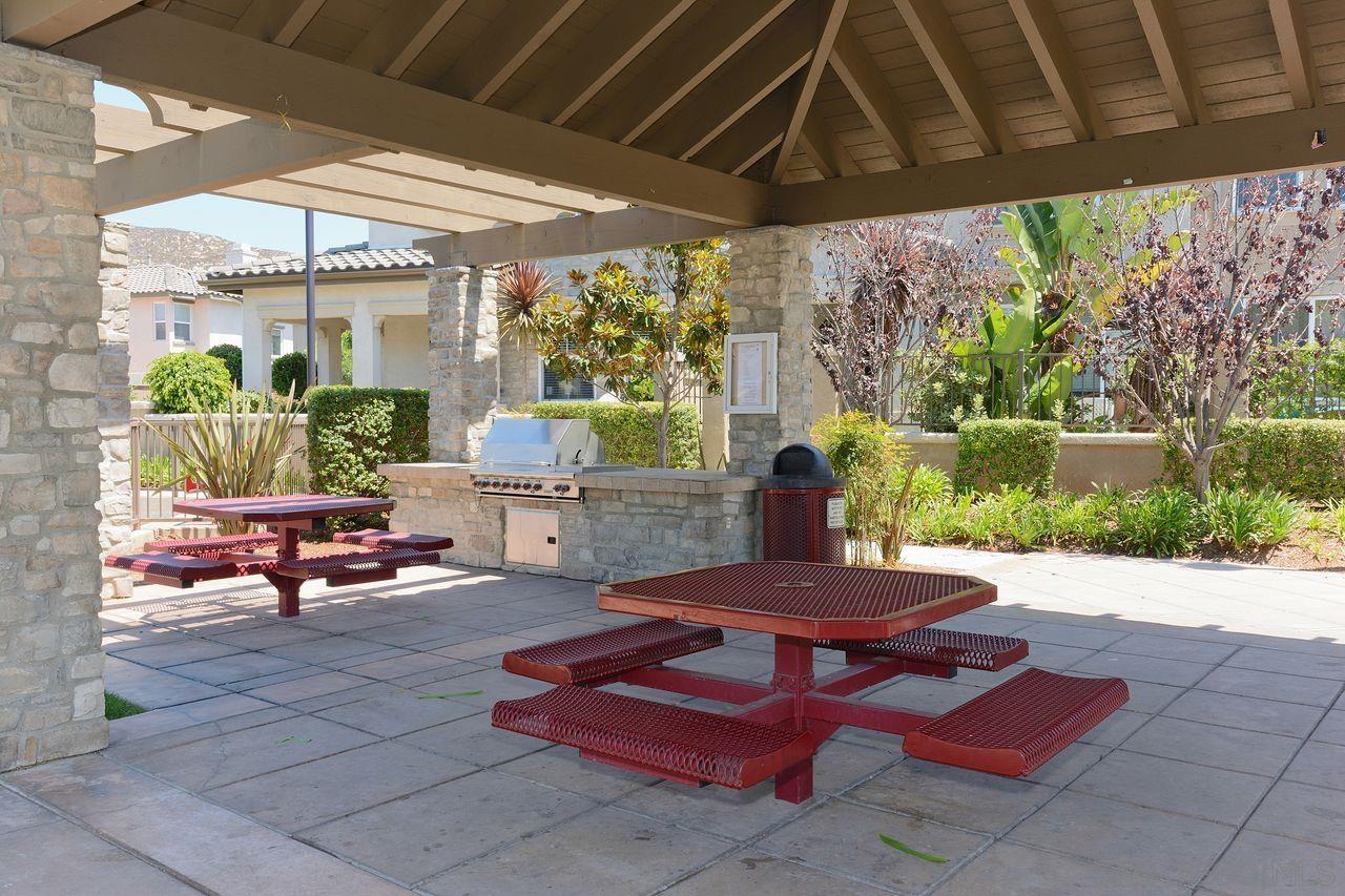 Detail Gallery Image 35 of 41 For 16913  New Rochelle Way  #83,  San Diego,  CA 92127 - 3 Beds | 2/1 Baths