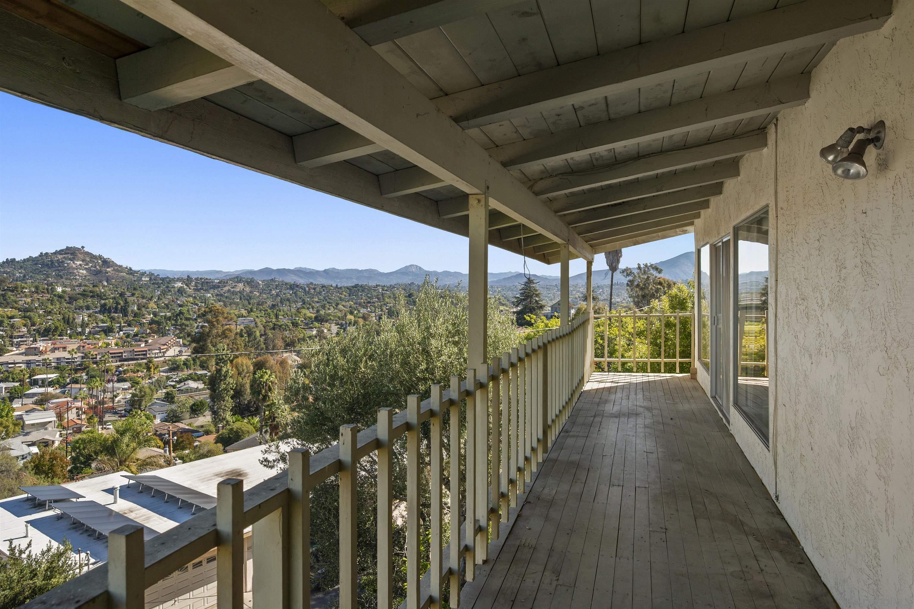 Detail Gallery Image 23 of 31 For 4417  Beverly Dr, La Mesa,  CA 91941 - 4 Beds | 2/1 Baths