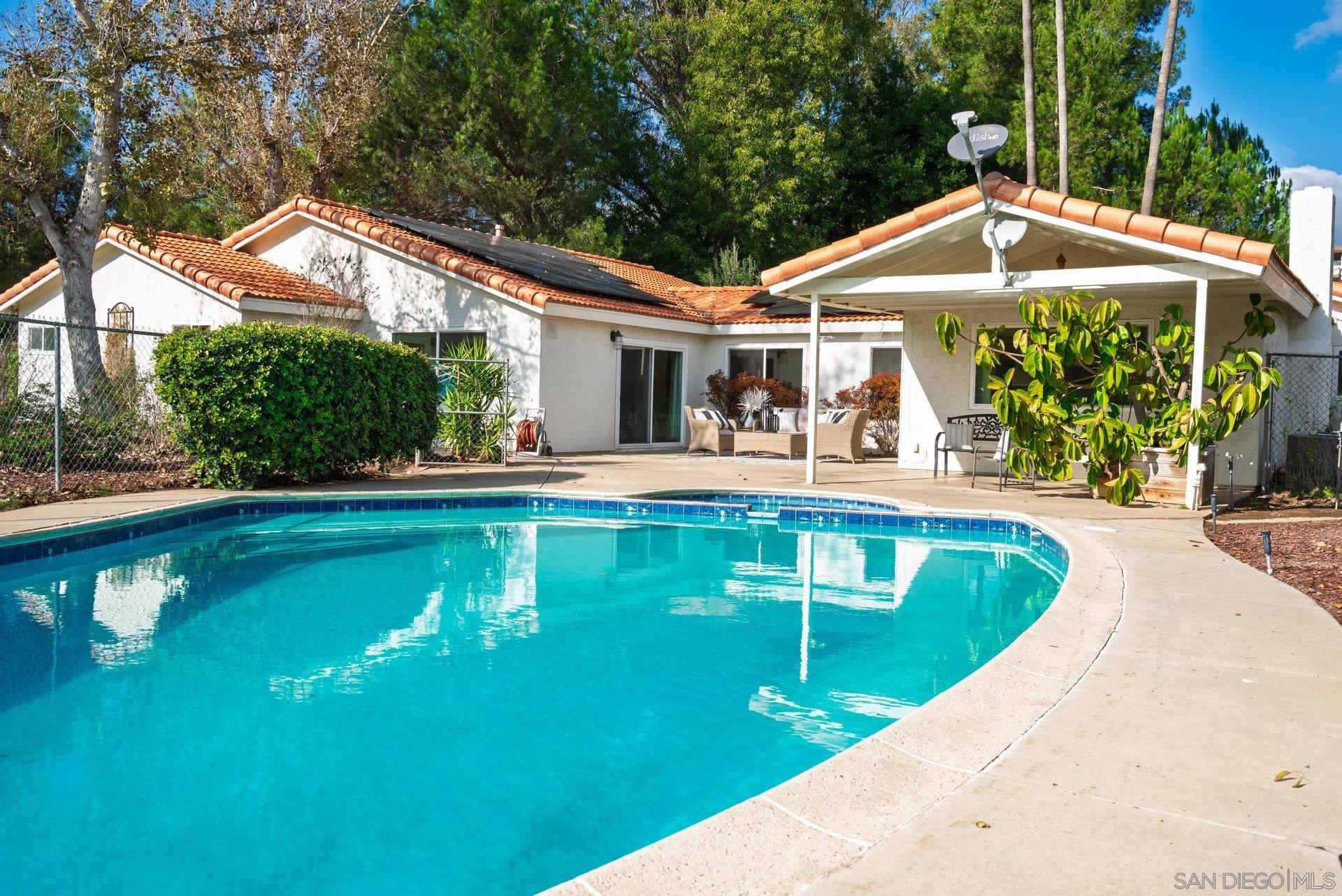 Detail Gallery Image 22 of 27 For 14105  Durhullen Dr, Poway,  CA 92064 - 4 Beds | 2/1 Baths