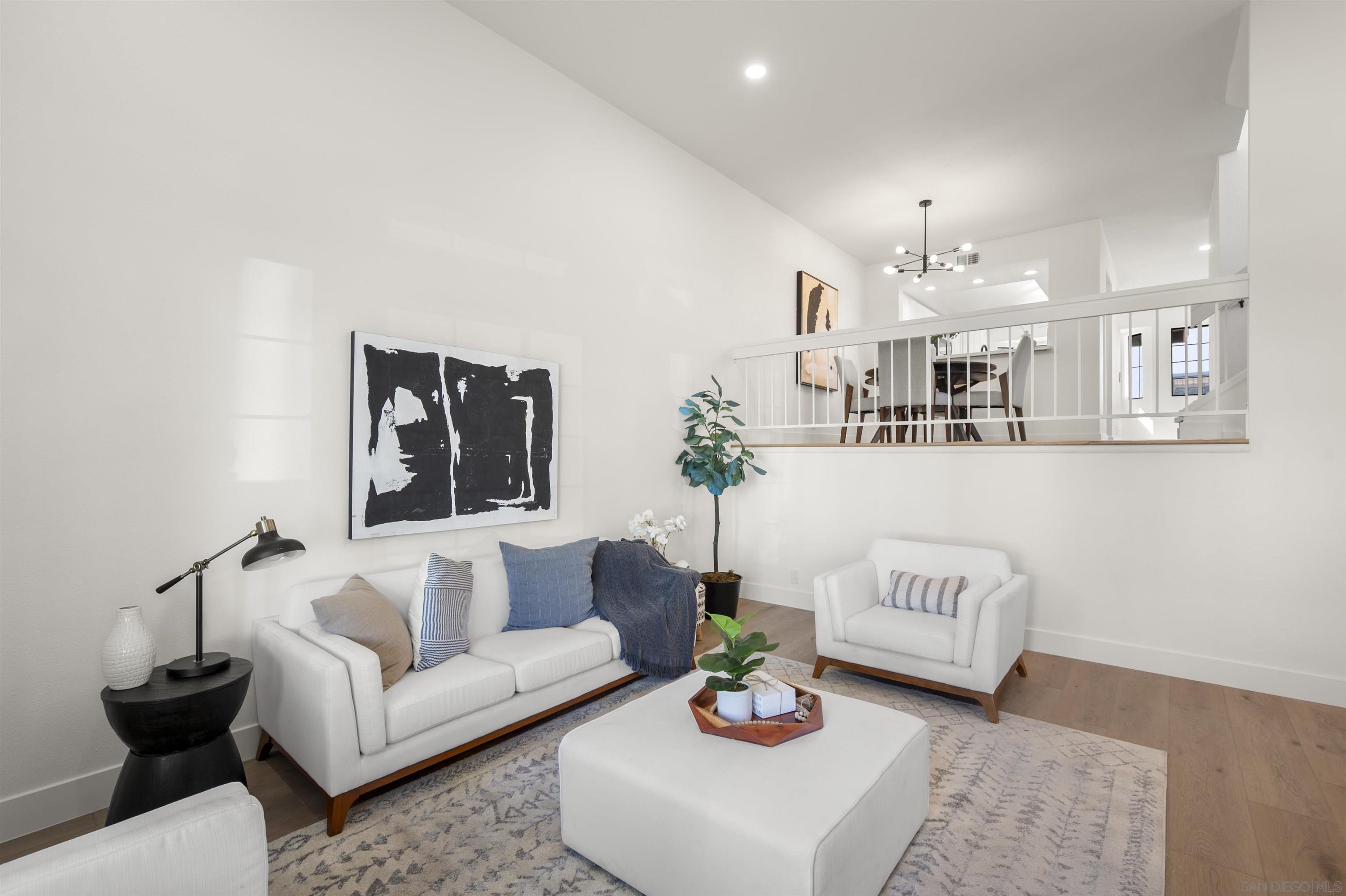 Detail Gallery Image 19 of 36 For 3631  Mission Mesa Way, San Diego,  CA 92120 - 3 Beds | 2/1 Baths