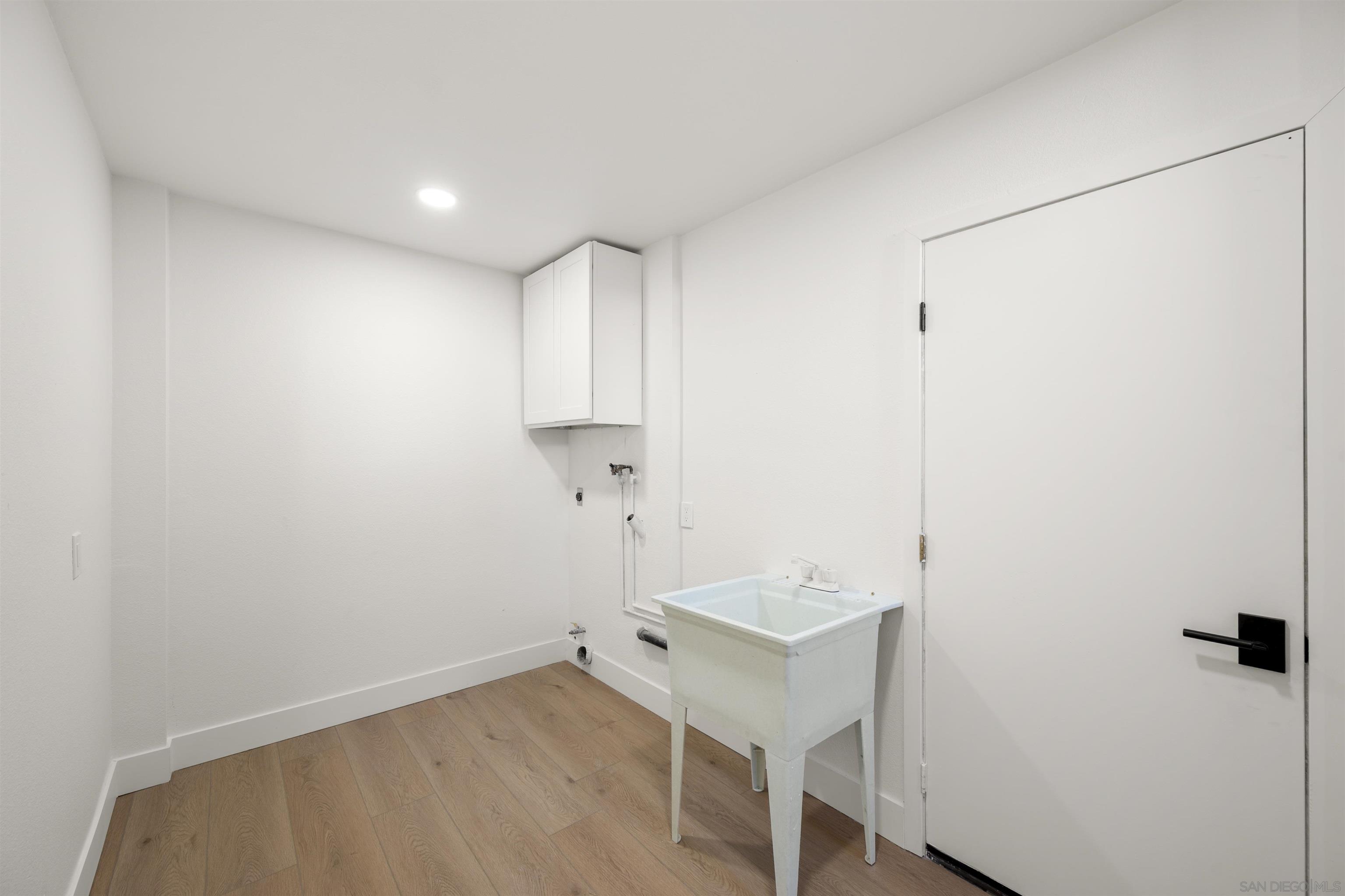 Detail Gallery Image 33 of 36 For 3631  Mission Mesa Way, San Diego,  CA 92120 - 3 Beds | 2/1 Baths