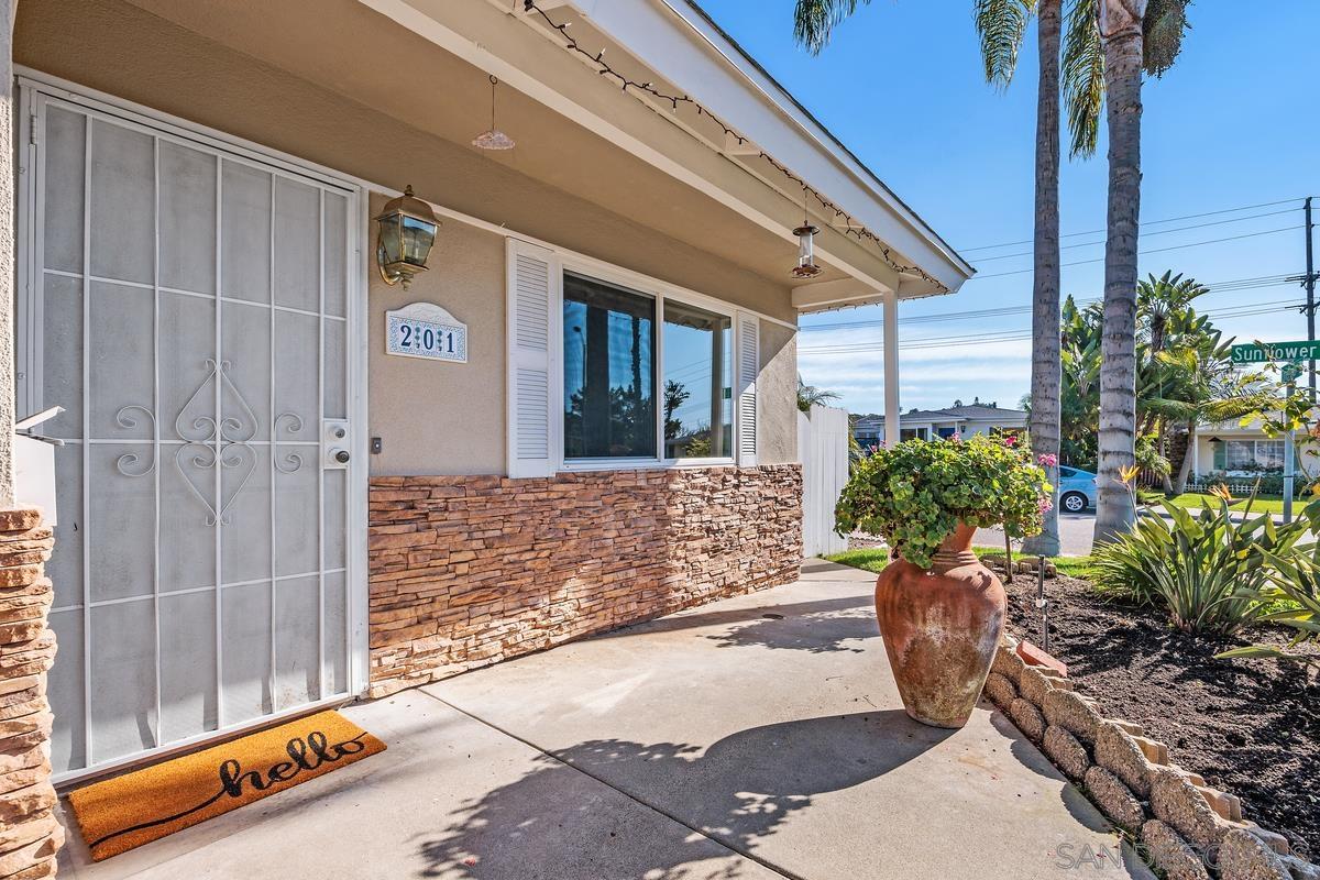 Detail Gallery Image 5 of 28 For 201  Coneflower St, Encinitas,  CA 92024 - 2 Beds | 1 Baths