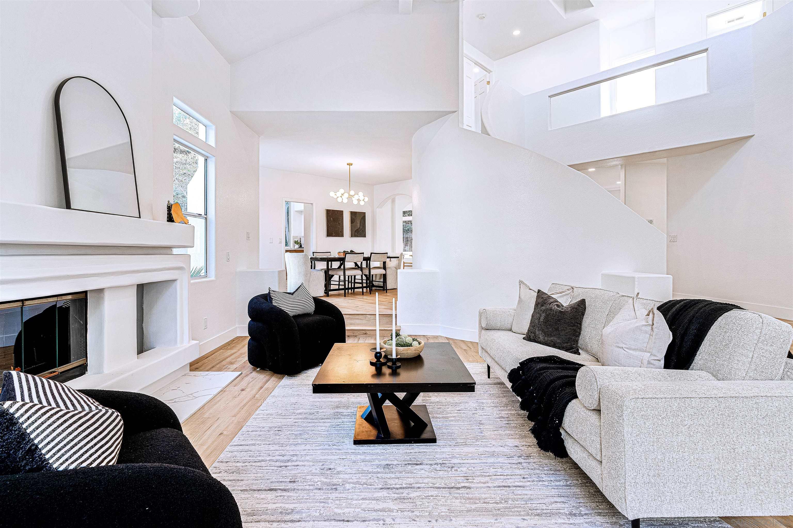 Detail Gallery Image 12 of 75 For 4943  Marin Dr, Oceanside,  CA 92056 - 5 Beds | 3/1 Baths