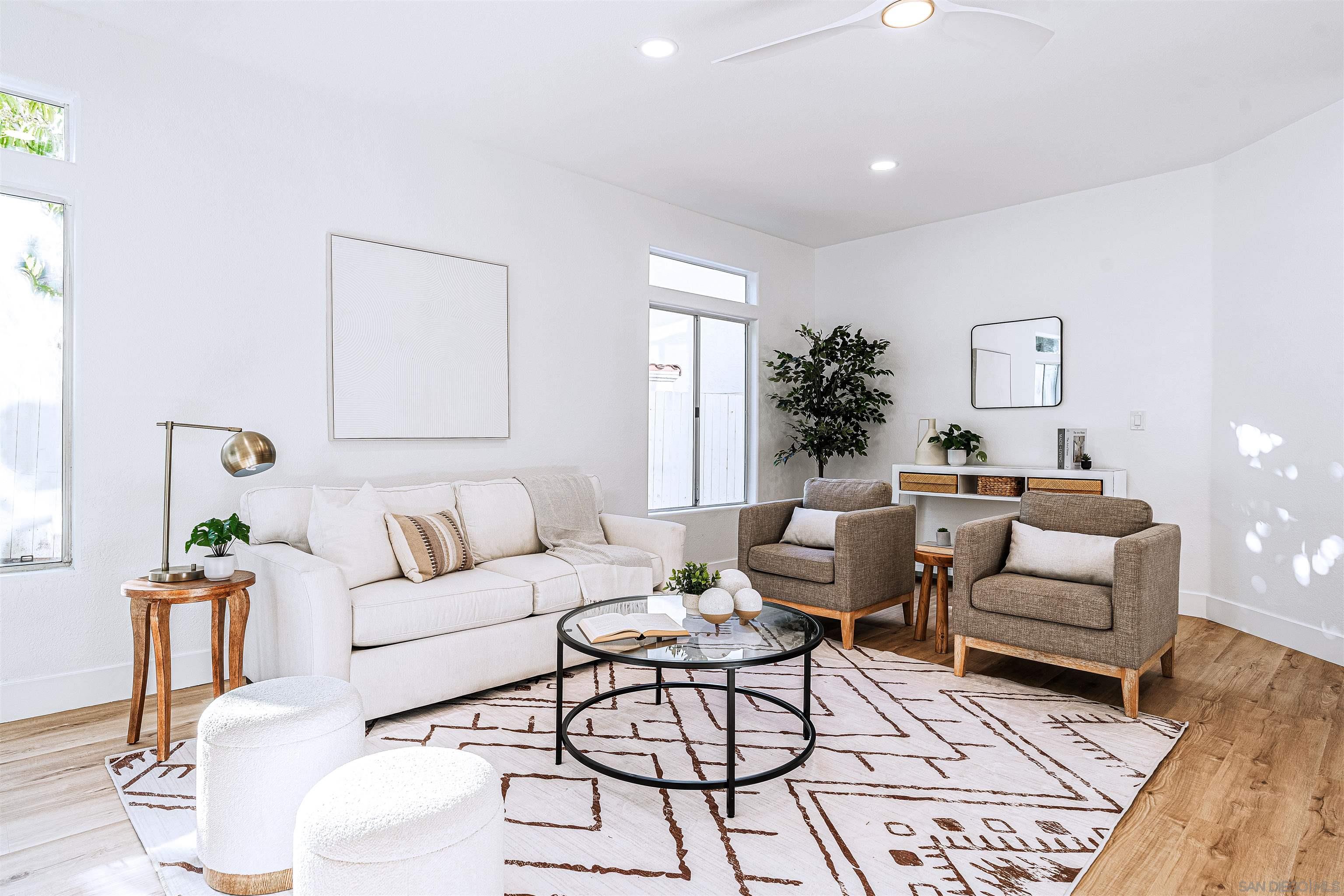 Detail Gallery Image 21 of 75 For 4943  Marin Dr, Oceanside,  CA 92056 - 5 Beds | 3/1 Baths