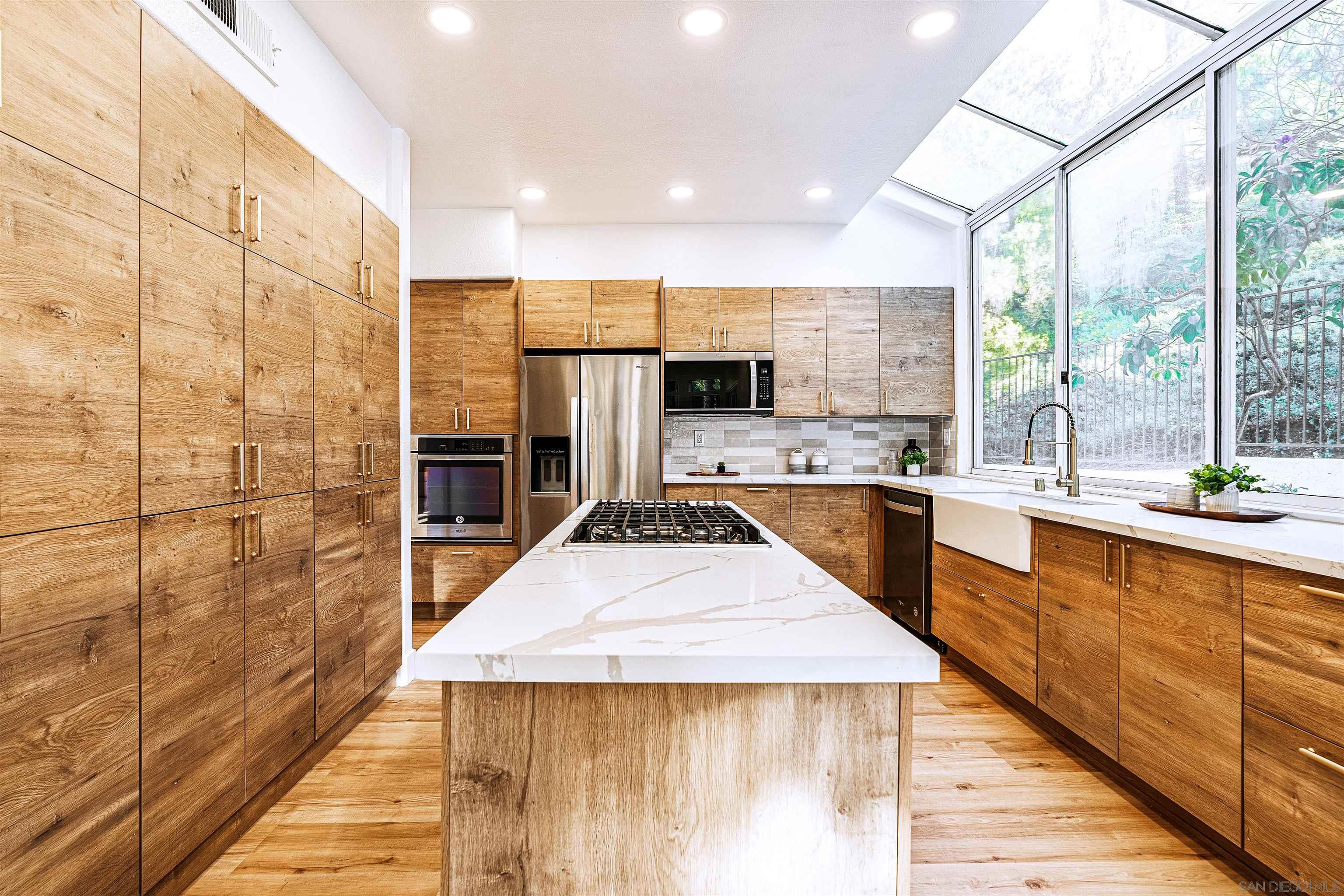 Detail Gallery Image 24 of 75 For 4943  Marin Dr, Oceanside,  CA 92056 - 5 Beds | 3/1 Baths