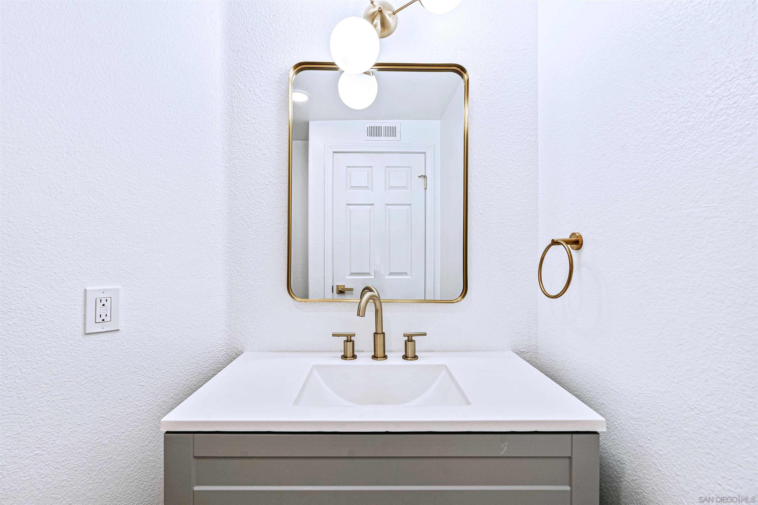 Detail Gallery Image 32 of 75 For 4943  Marin Dr, Oceanside,  CA 92056 - 5 Beds | 3/1 Baths