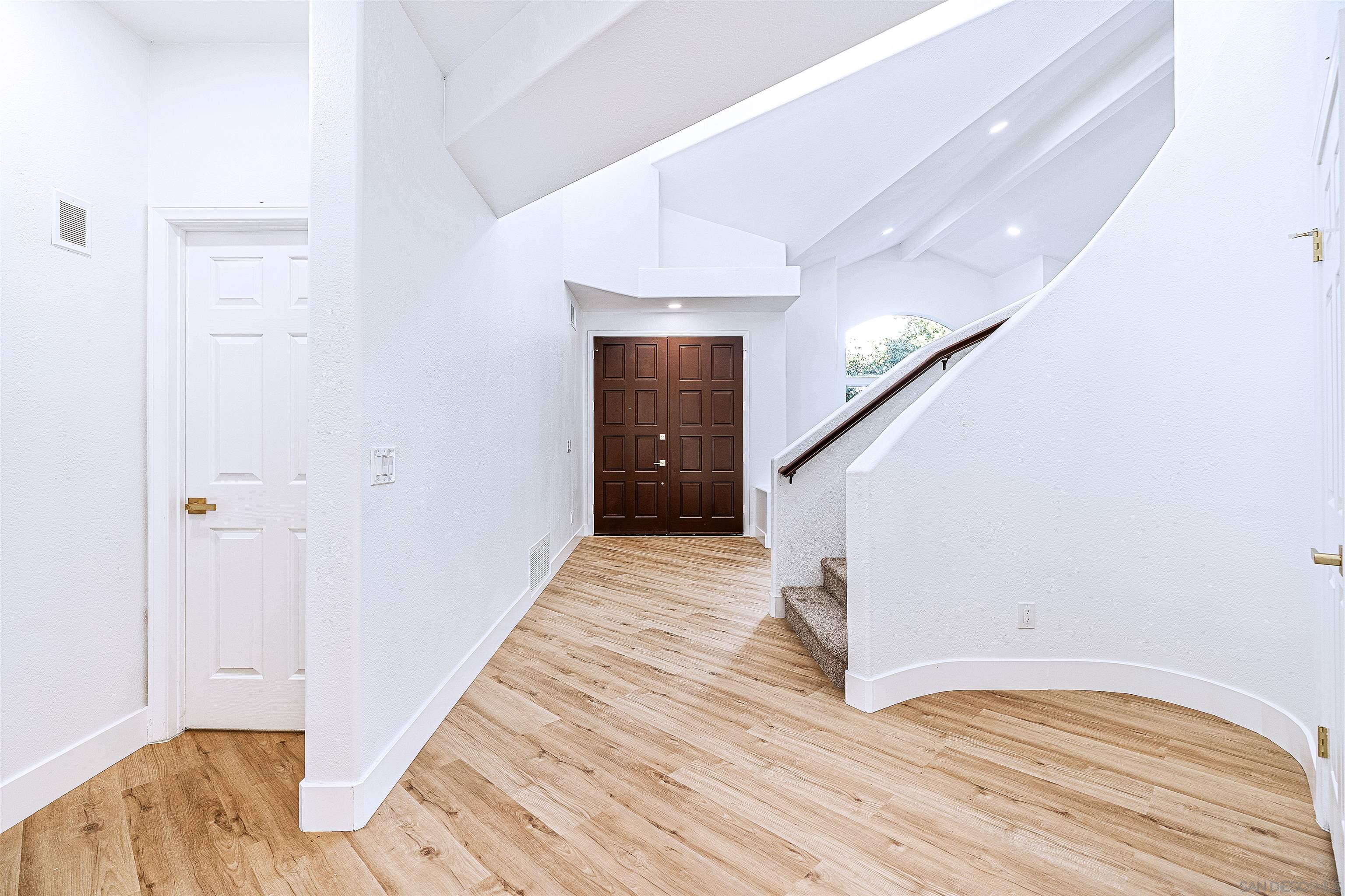 Detail Gallery Image 35 of 75 For 4943  Marin Dr, Oceanside,  CA 92056 - 5 Beds | 3/1 Baths