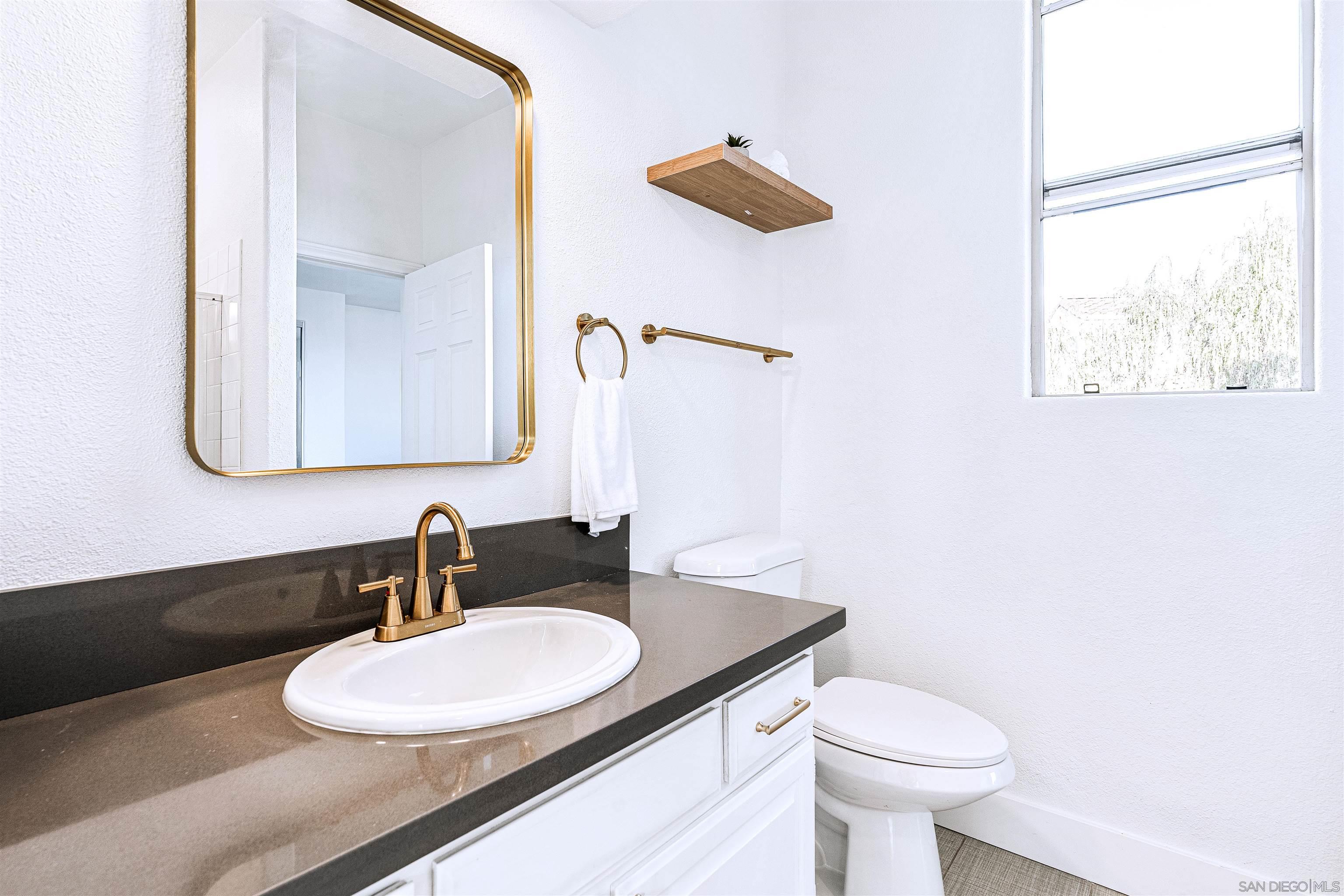 Detail Gallery Image 53 of 75 For 4943  Marin Dr, Oceanside,  CA 92056 - 5 Beds | 3/1 Baths