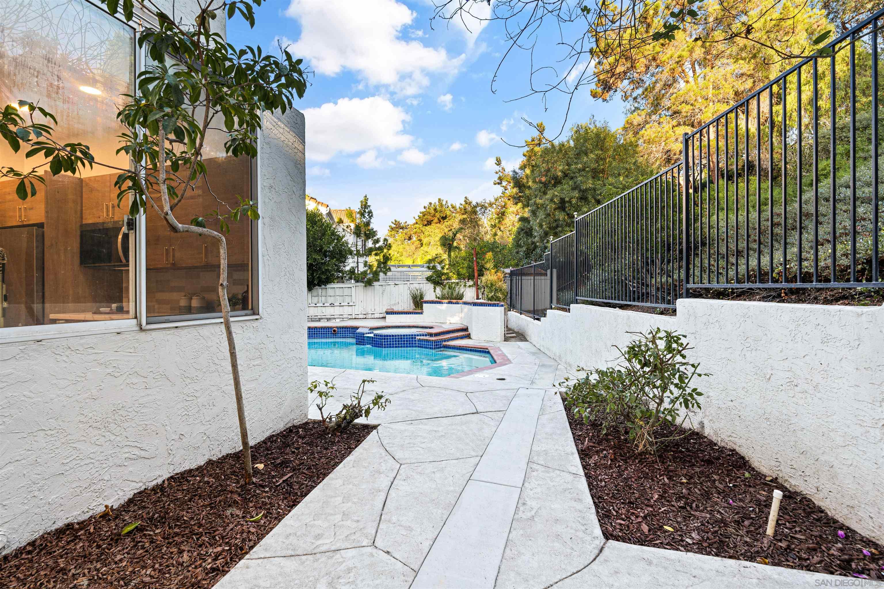 Detail Gallery Image 64 of 75 For 4943  Marin Dr, Oceanside,  CA 92056 - 5 Beds | 3/1 Baths