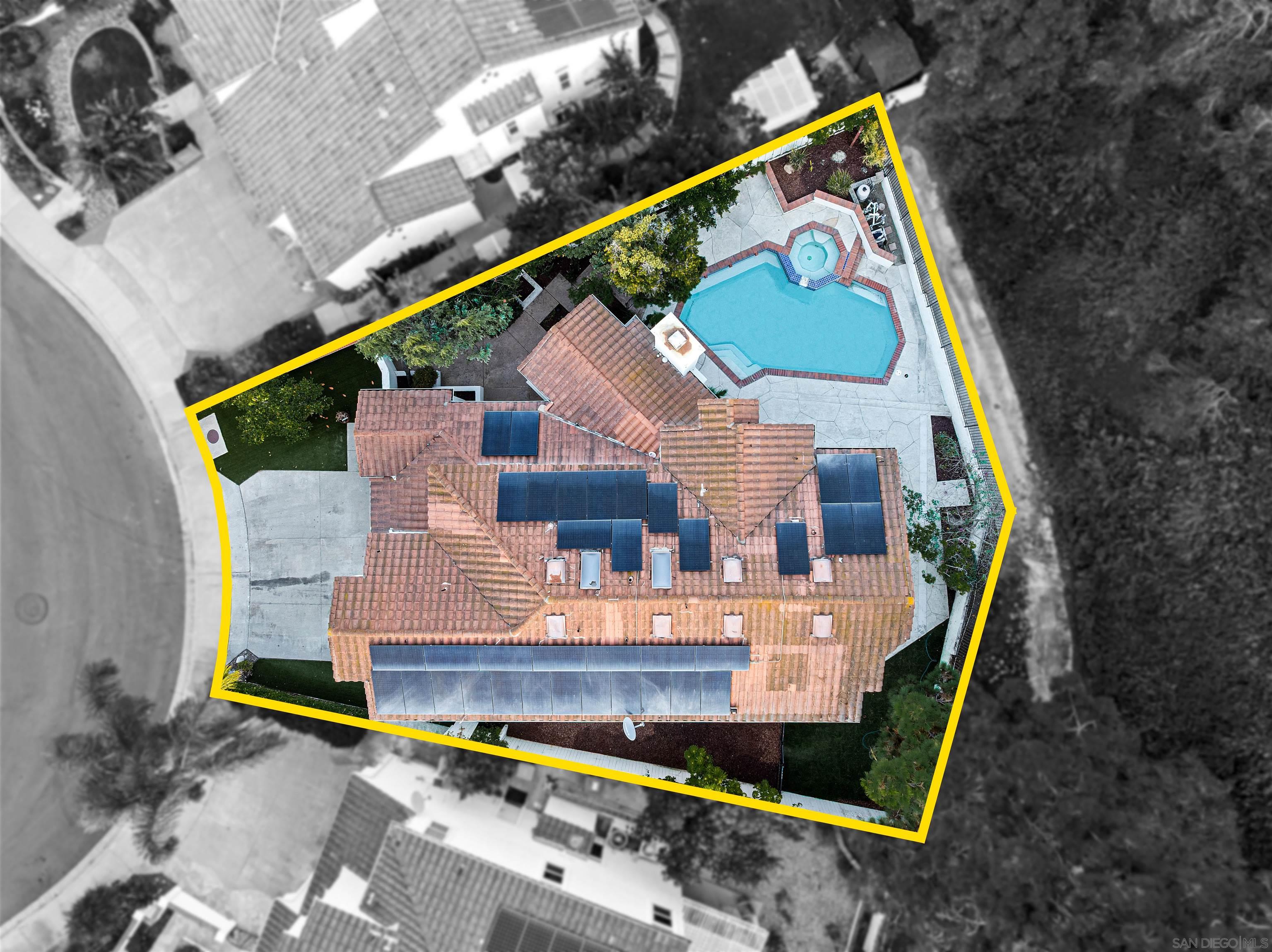 Detail Gallery Image 73 of 75 For 4943  Marin Dr, Oceanside,  CA 92056 - 5 Beds | 3/1 Baths