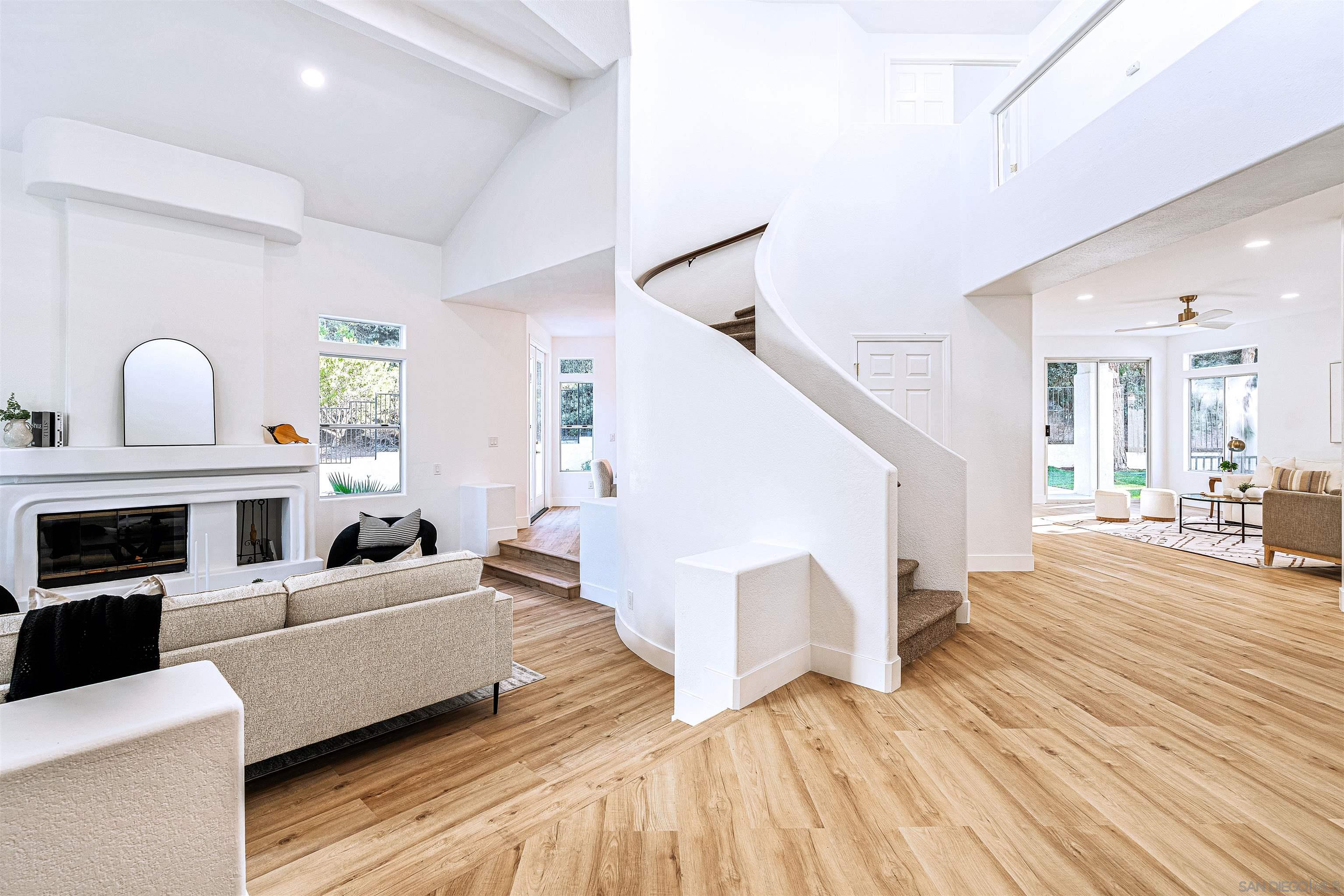 Detail Gallery Image 9 of 75 For 4943  Marin Dr, Oceanside,  CA 92056 - 5 Beds | 3/1 Baths