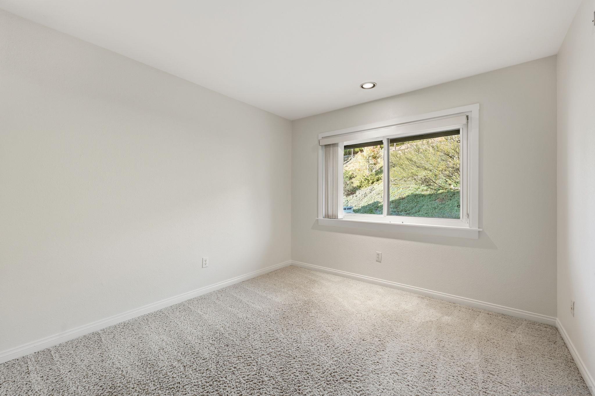 Detail Gallery Image 26 of 41 For 17570  Montero Rd, San Diego,  CA 92128 - 5 Beds | 3 Baths