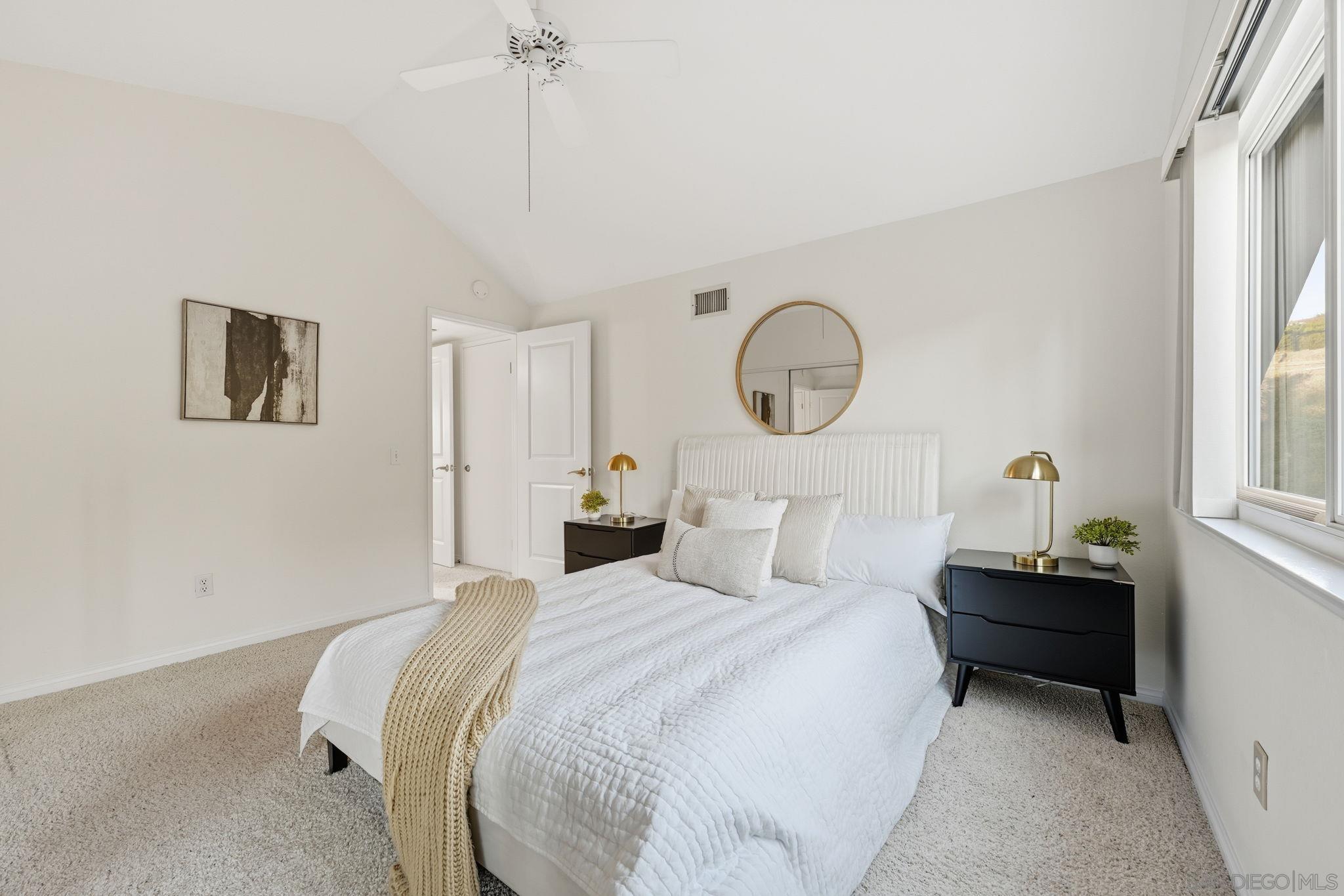 Detail Gallery Image 31 of 40 For 17570  Montero Rd, San Diego,  CA 92128 - 5 Beds | 3 Baths