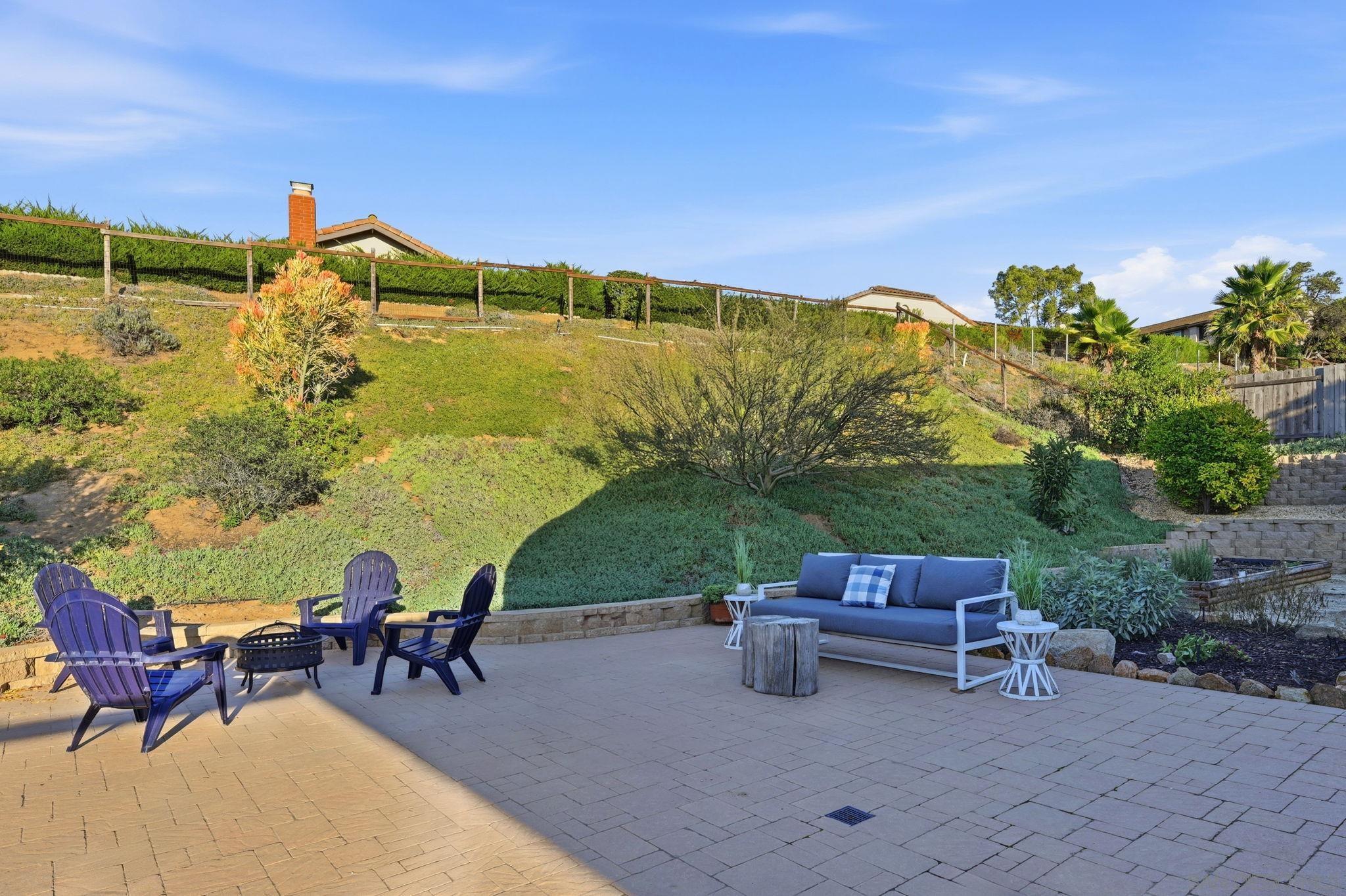 Detail Gallery Image 35 of 41 For 17570  Montero Rd, San Diego,  CA 92128 - 5 Beds | 3 Baths