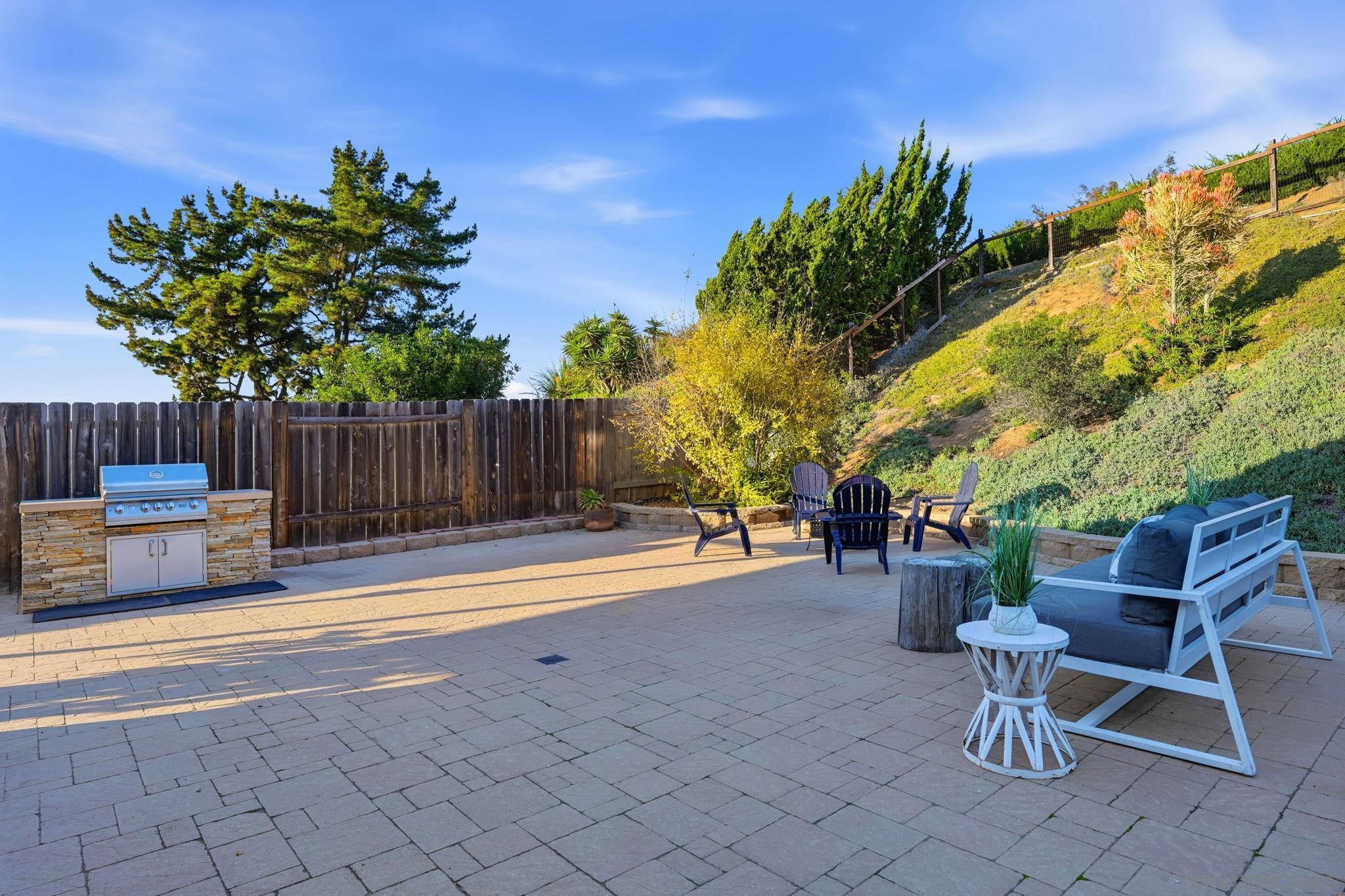 Detail Gallery Image 36 of 41 For 17570  Montero Rd, San Diego,  CA 92128 - 5 Beds | 3 Baths