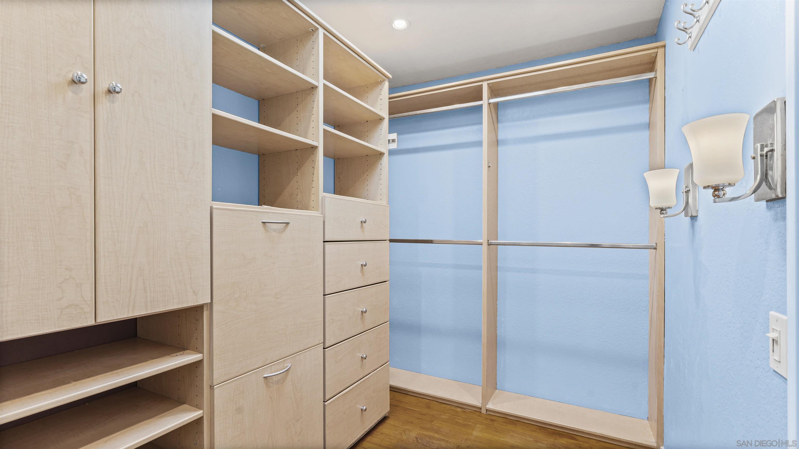 Detail Gallery Image 20 of 38 For 2532  Baily Ave, San Diego,  CA 92105 - 3 Beds | 2 Baths